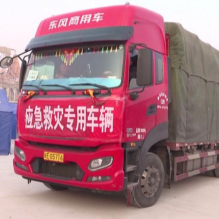 Roads to quake-stricken areas reopen for disaster relief