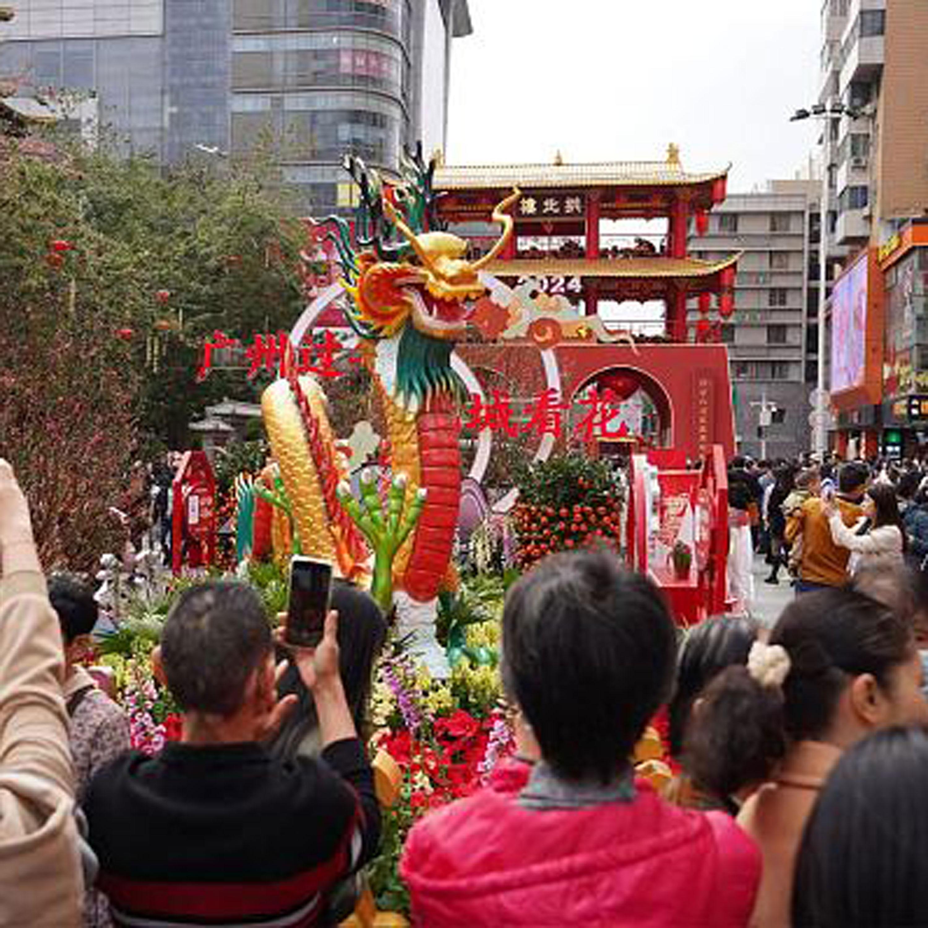 Southern China popular among New Year travelers
