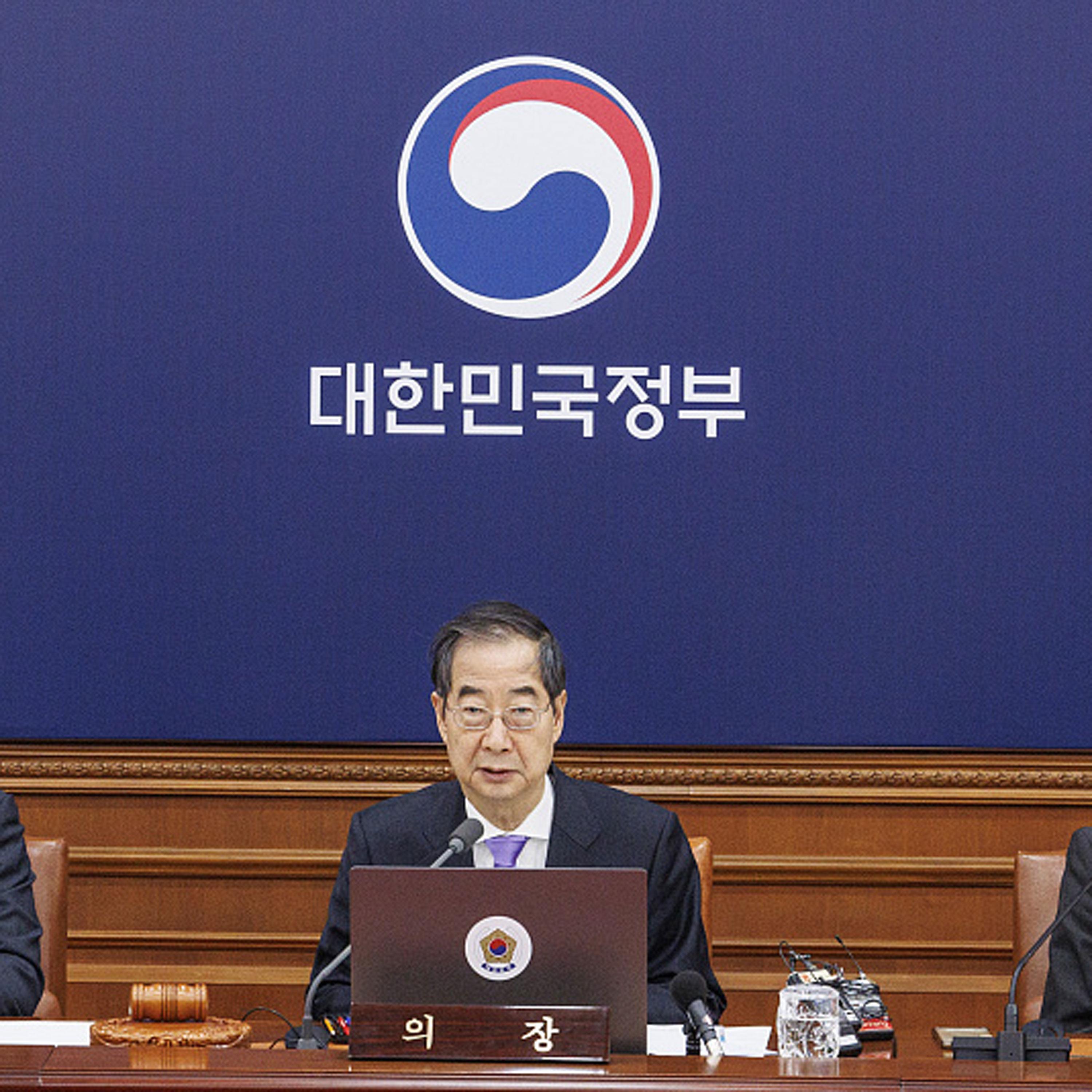South Korea to take legal action if doctors don't return to work