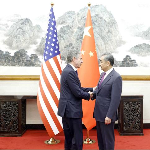 China, U.S. agree to maintain communication in various fronts