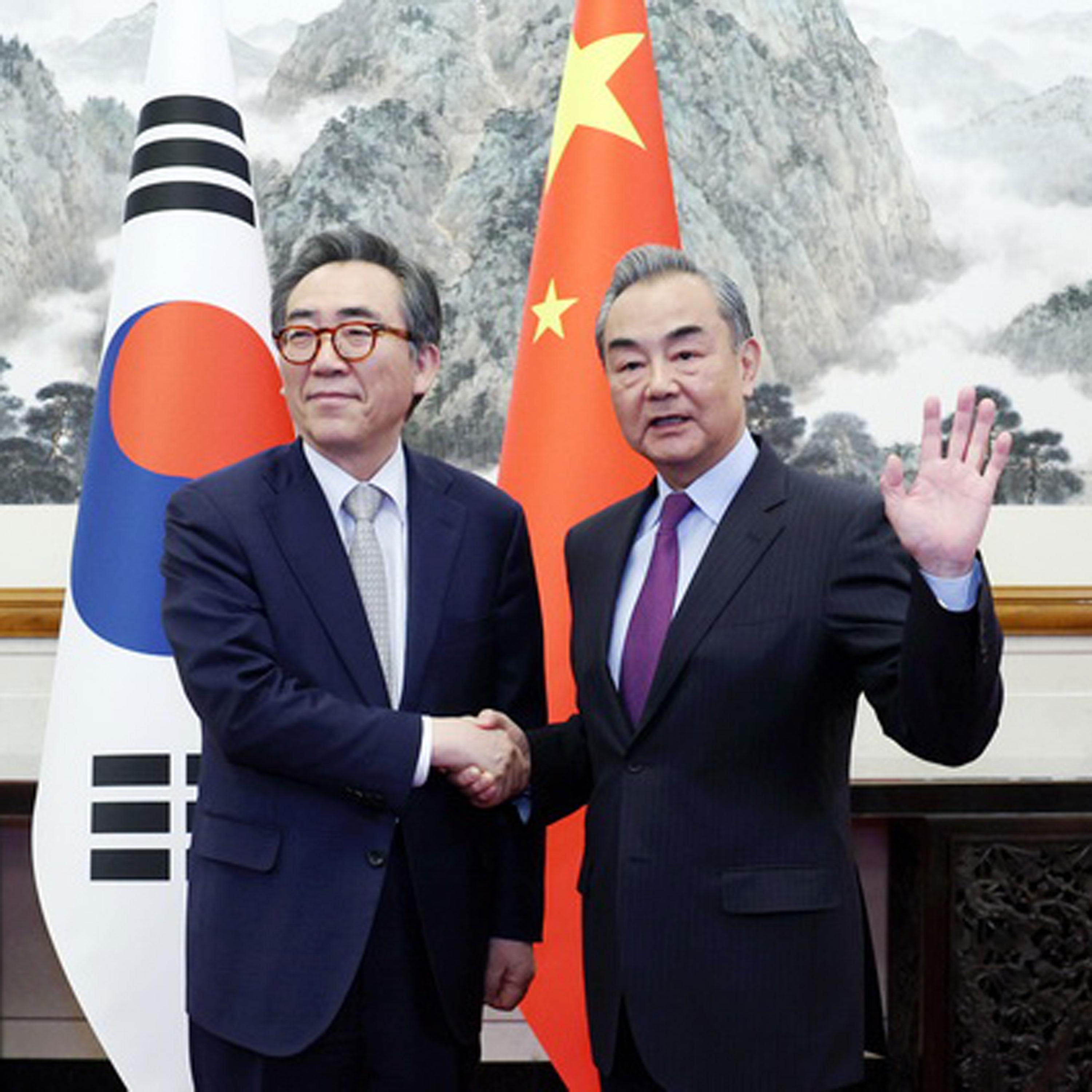 Chinese, South Korean FMs reaffirm cooperation