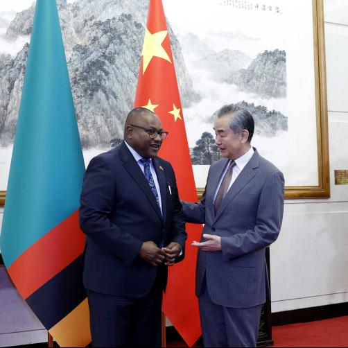 Chinese foreign minister holds talks with Zambian counterpart