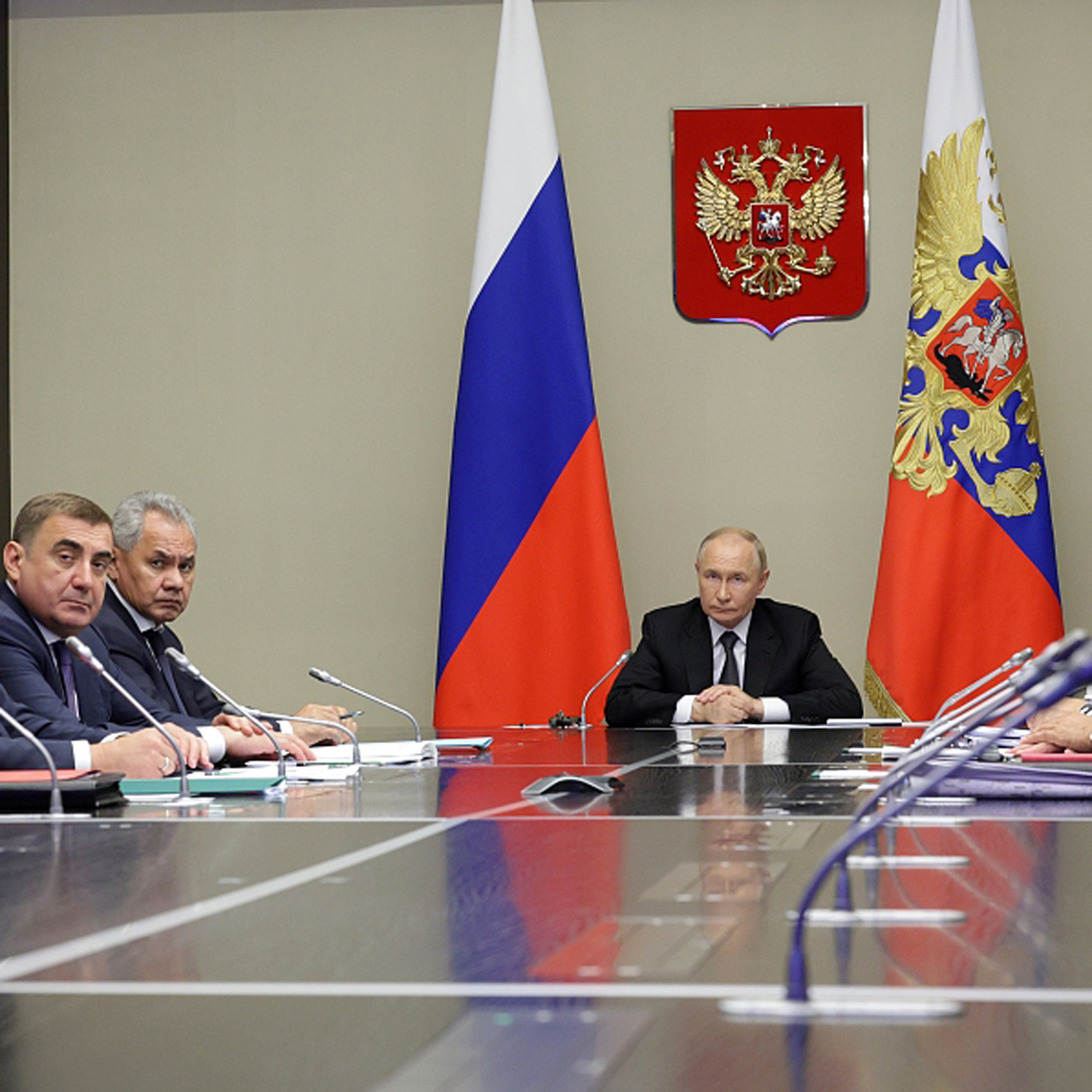 Putin vows "worthy response" to Ukraine's attack on border regions