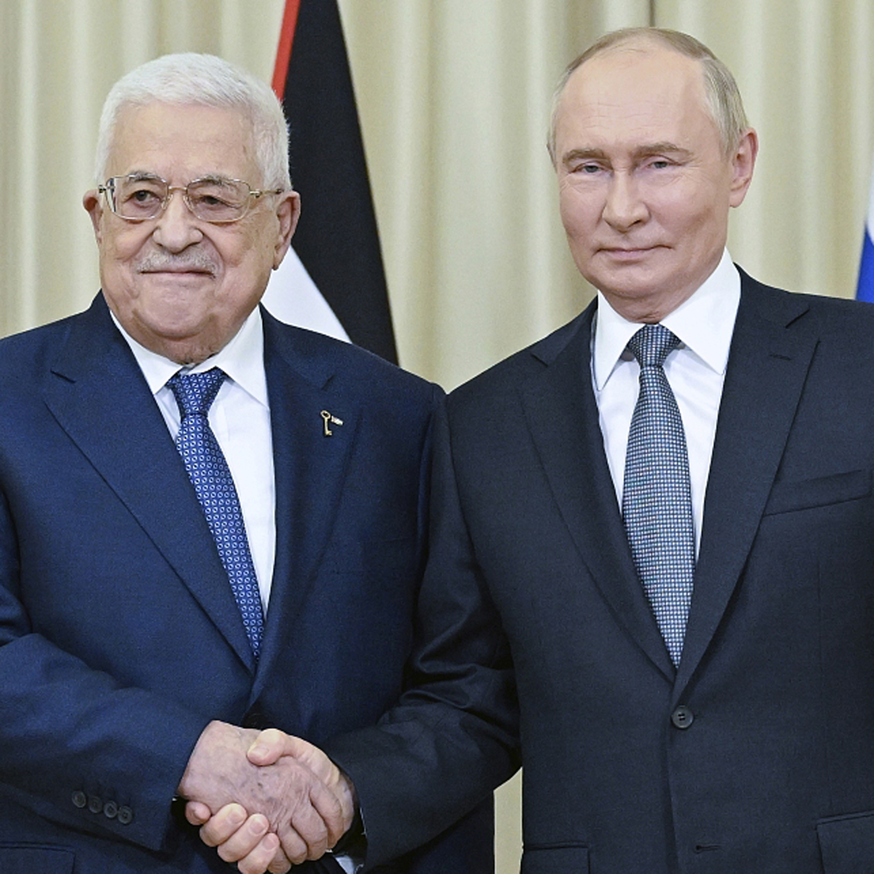 Putin calls for implementing all UN resolutions on Palestine