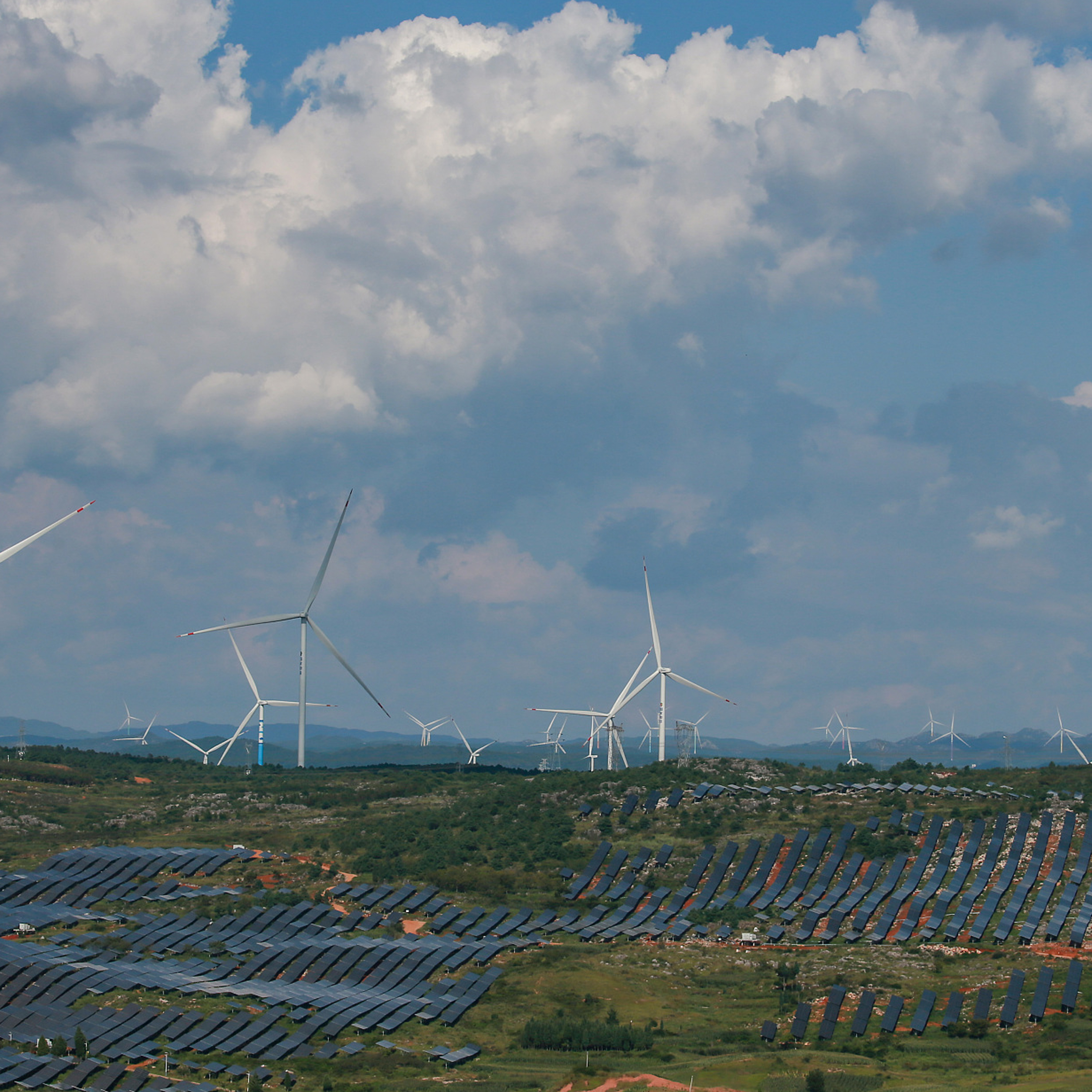 China becomes world's largest investor in energy transition