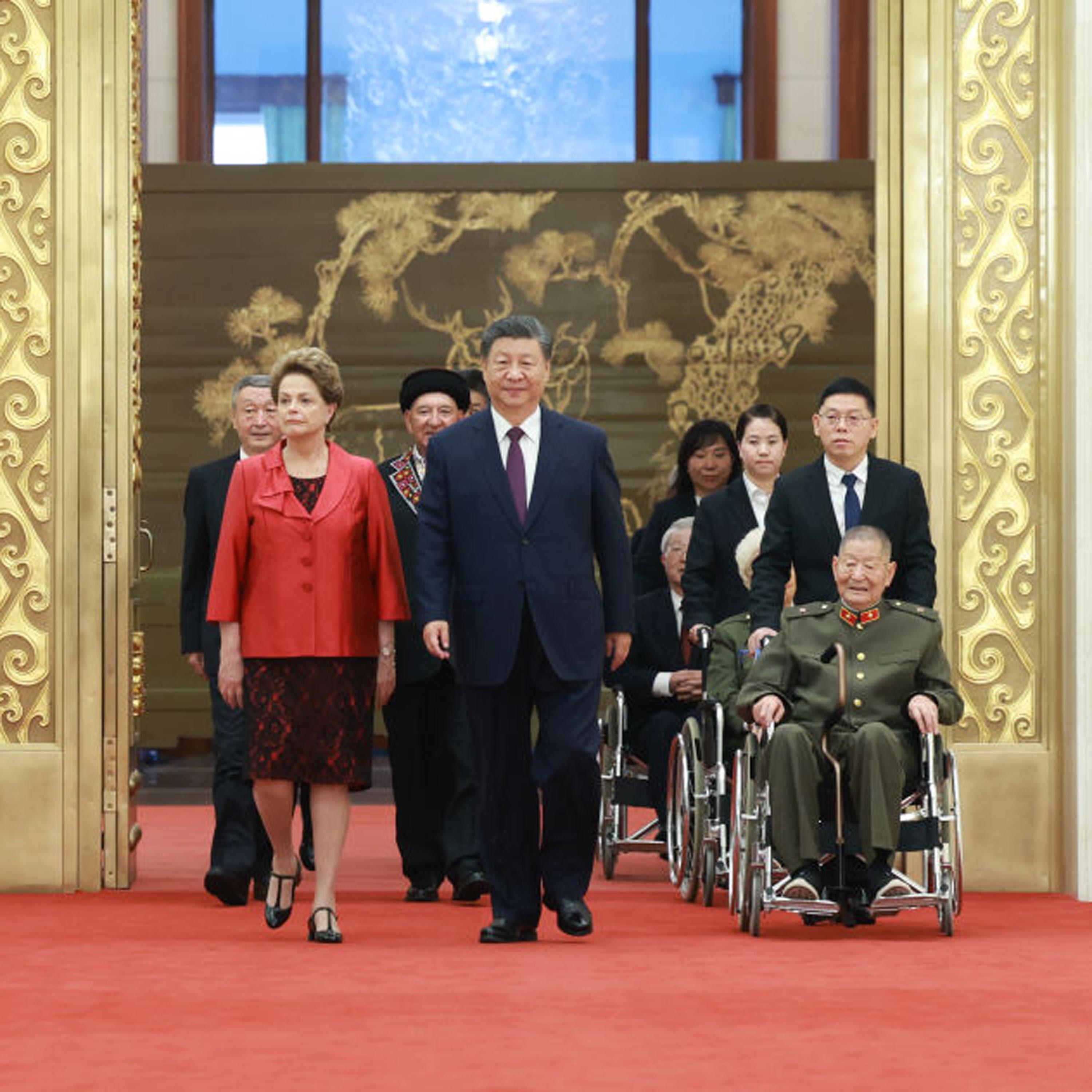 Xi calls for forming mighty force to build strong China
