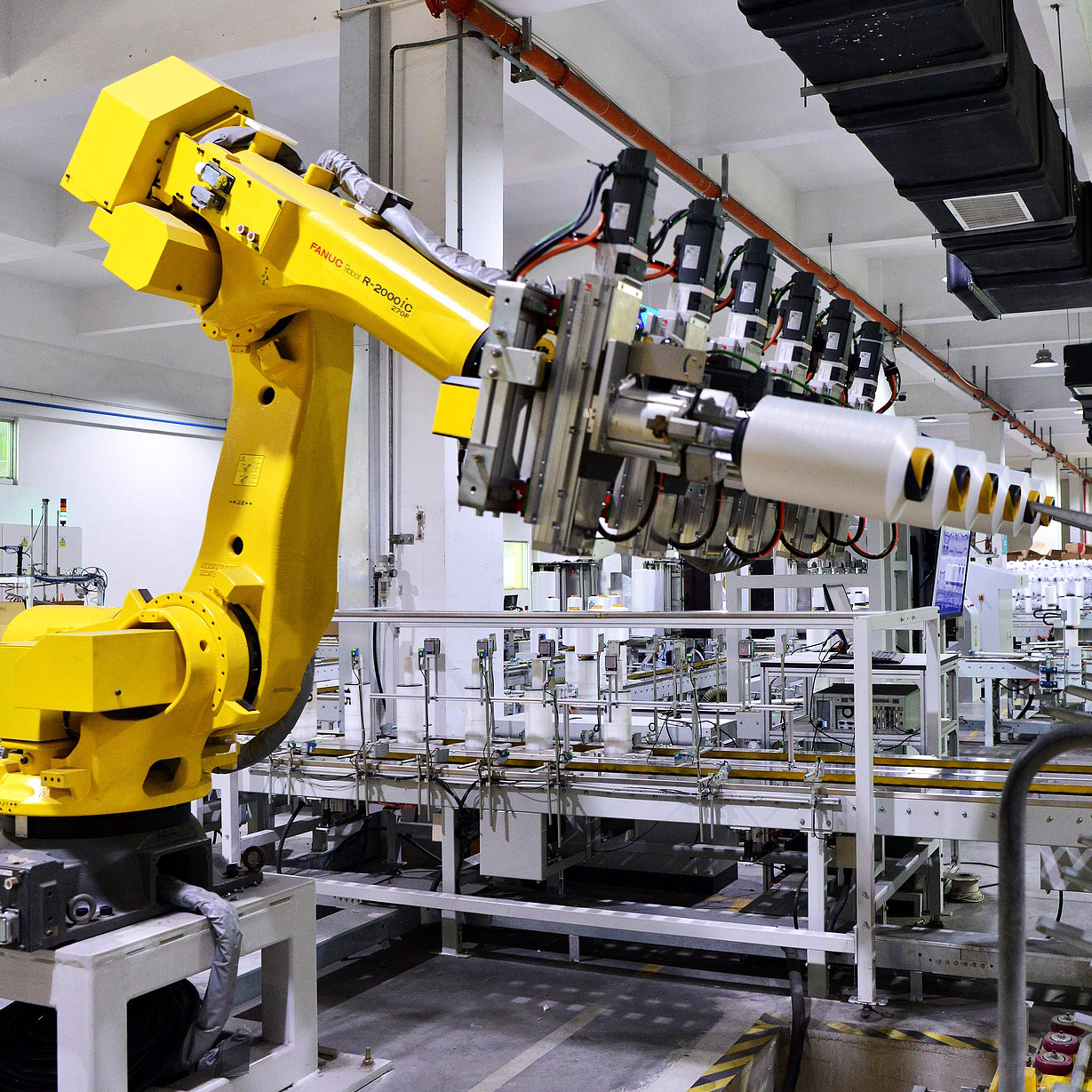 Over 60% of China's industrial sectors see improved profitability in October