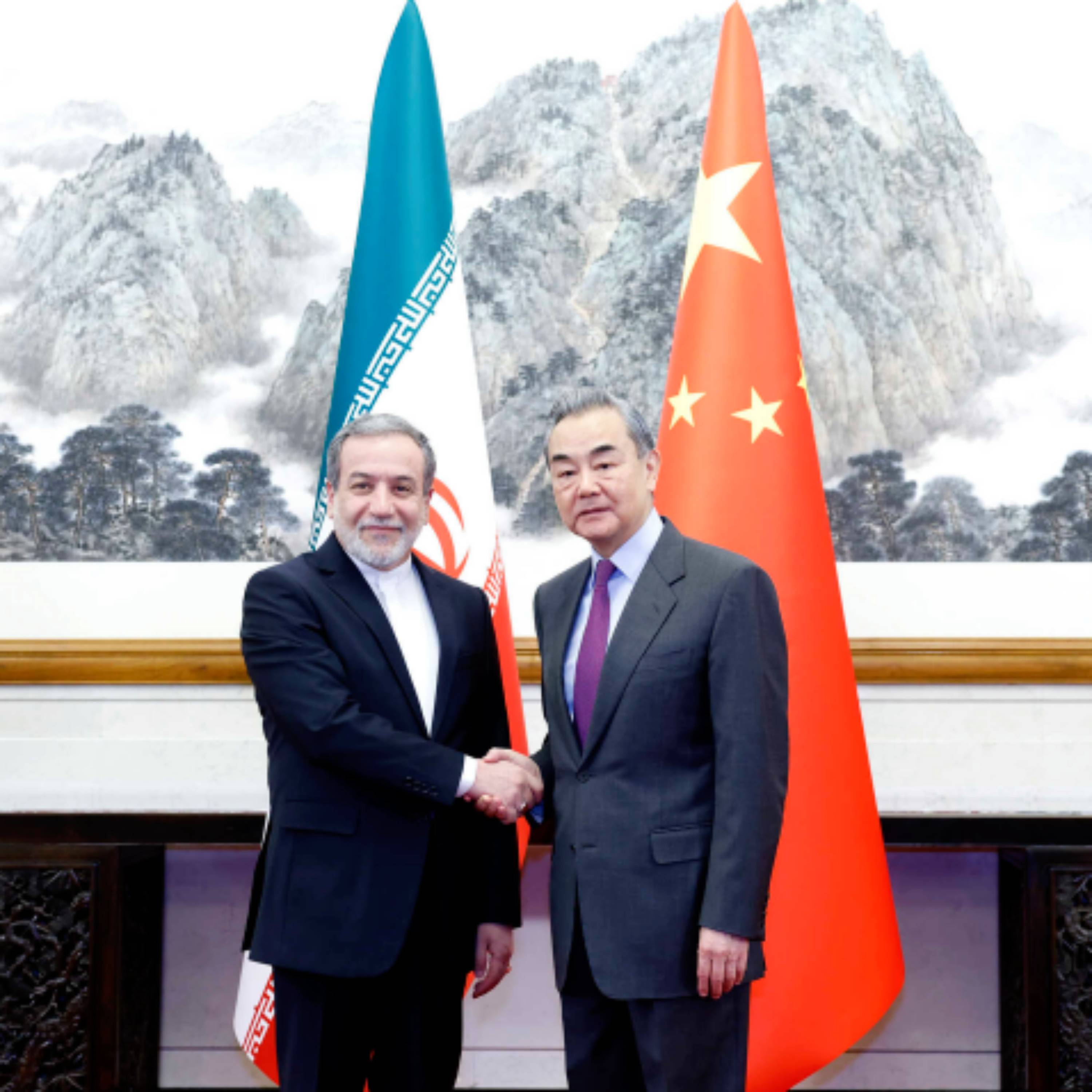 Chinese, Iranian foreign ministers hold talks