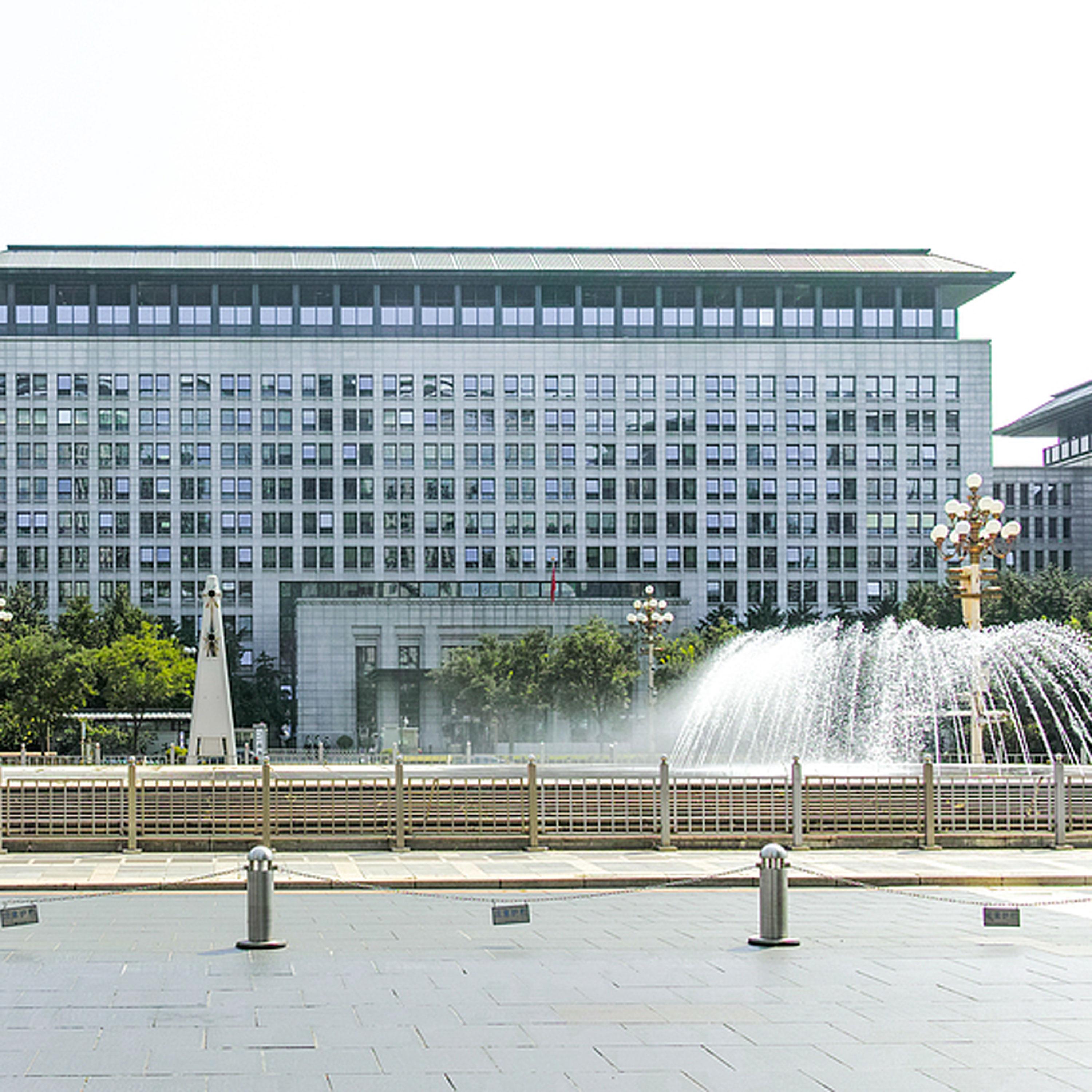 China imposes export controls on 28 U.S. entities