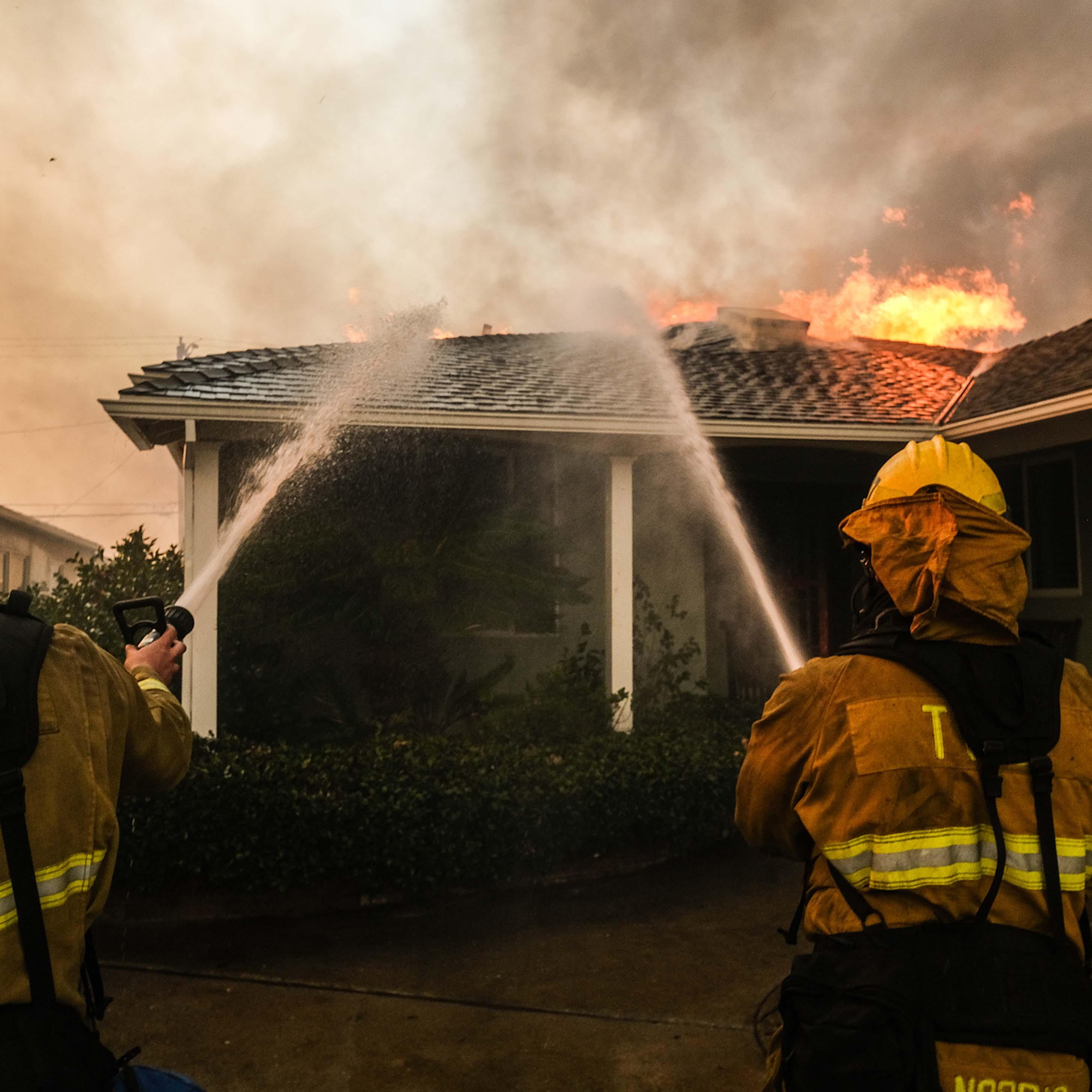 Los Angeles wildfires kill 16; governor orders probe into water supply