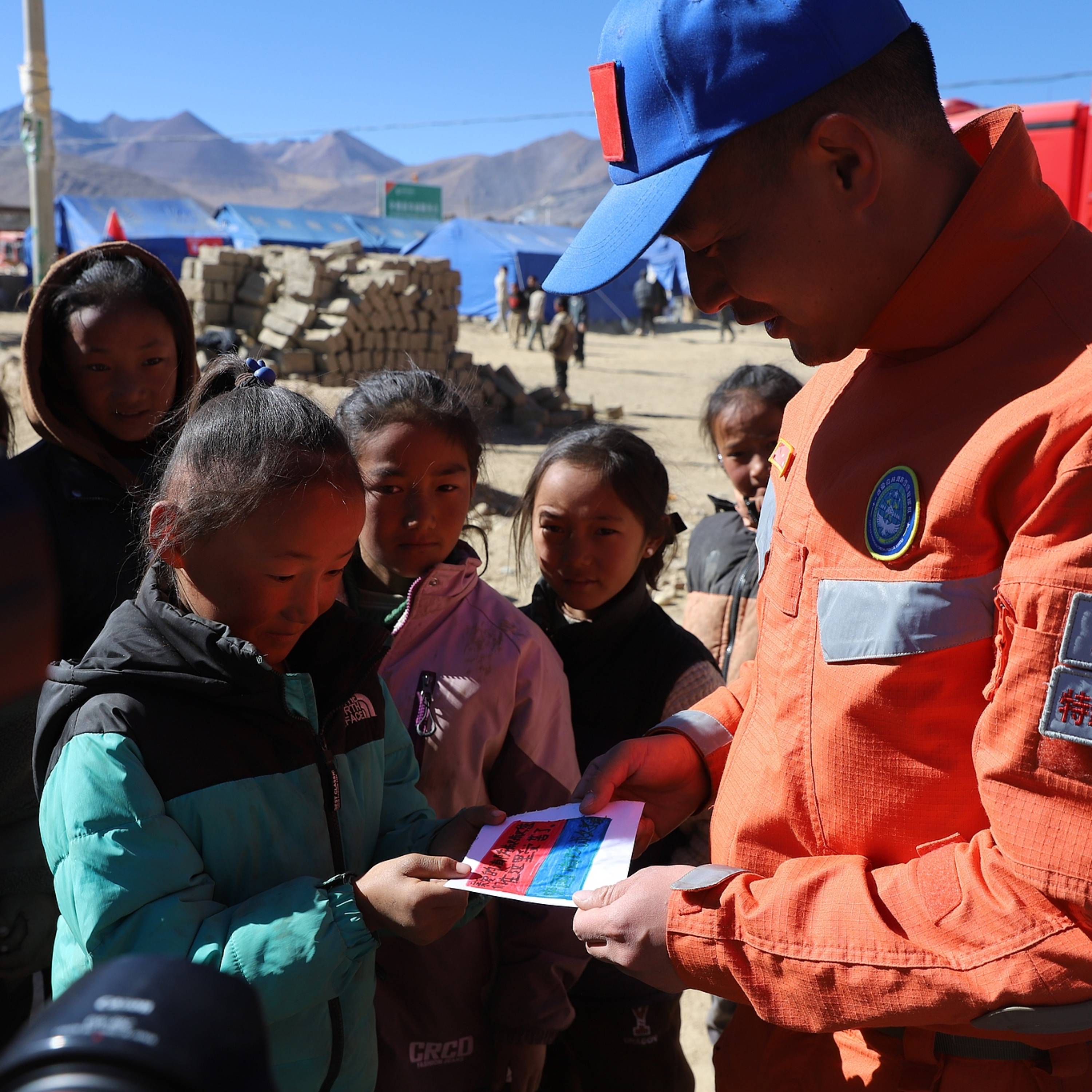 cover of episode Swift actions, strong hearts: firsthand accounts from Dingri County earthquake response