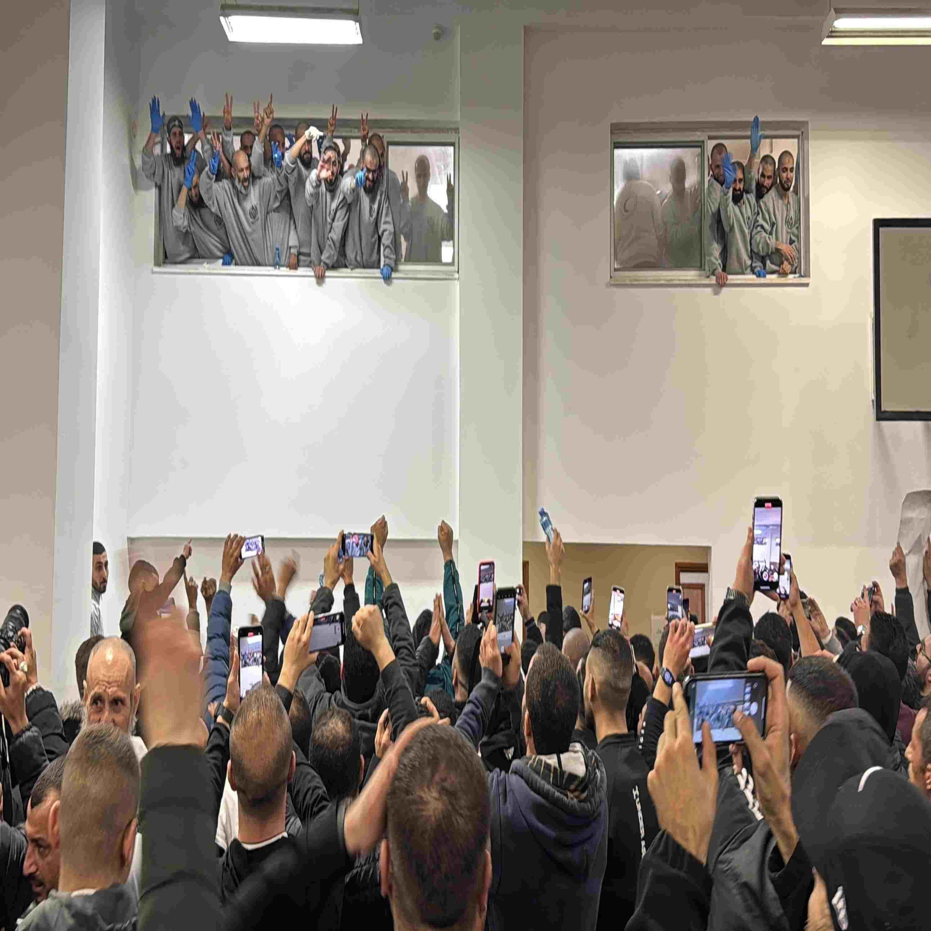 Hamas, Israel complete 2nd prisoner exchange, accuse each other of violating deal