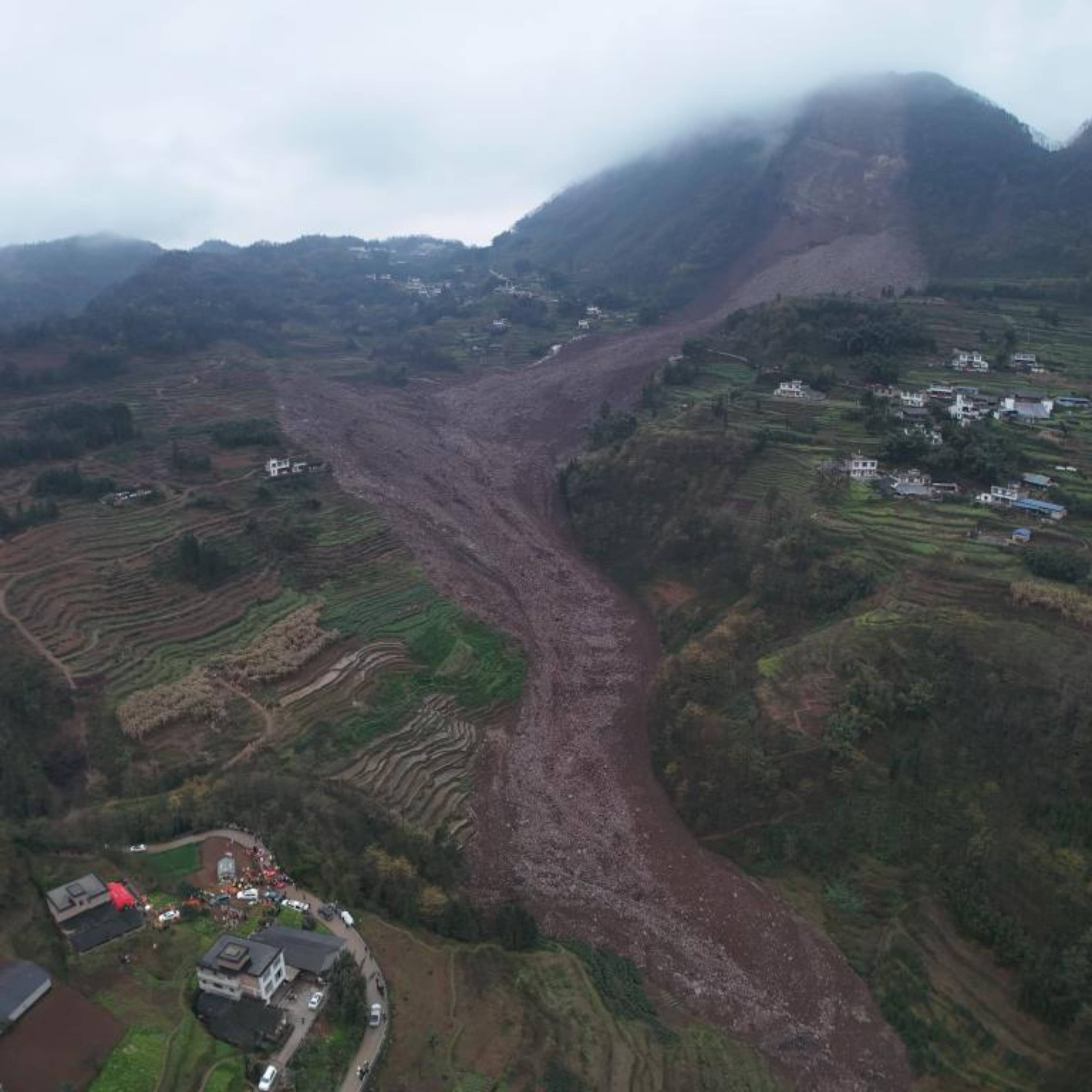 Xi orders rescue of people buried in landslide in southwest China