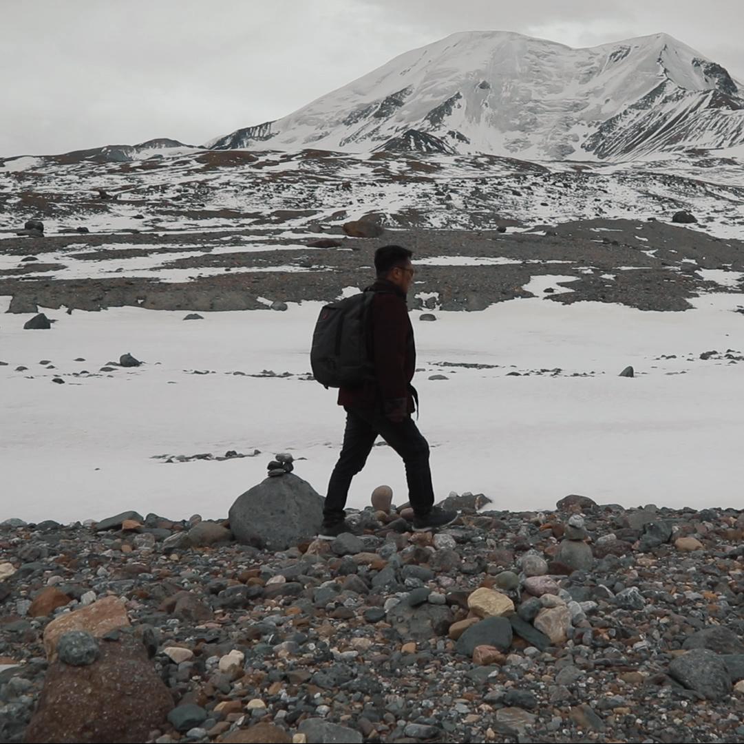 Amne Machin - Tracking the snow line