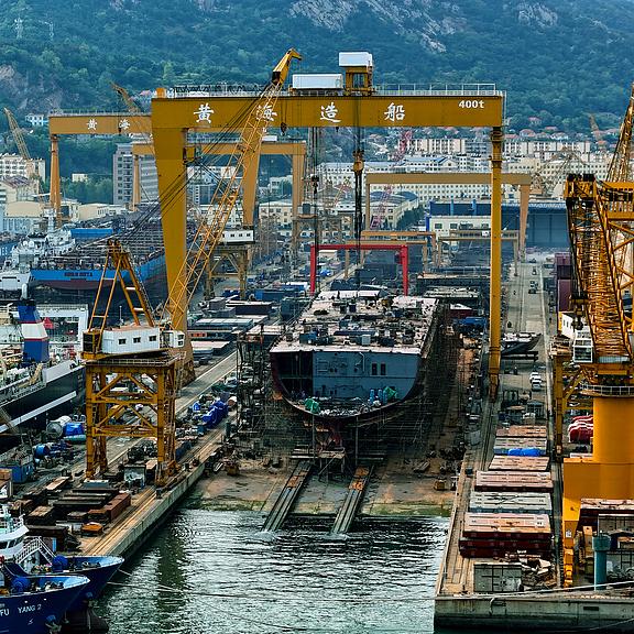 Port fees & policy clashes: Can America revive its shipyards? episode artwork