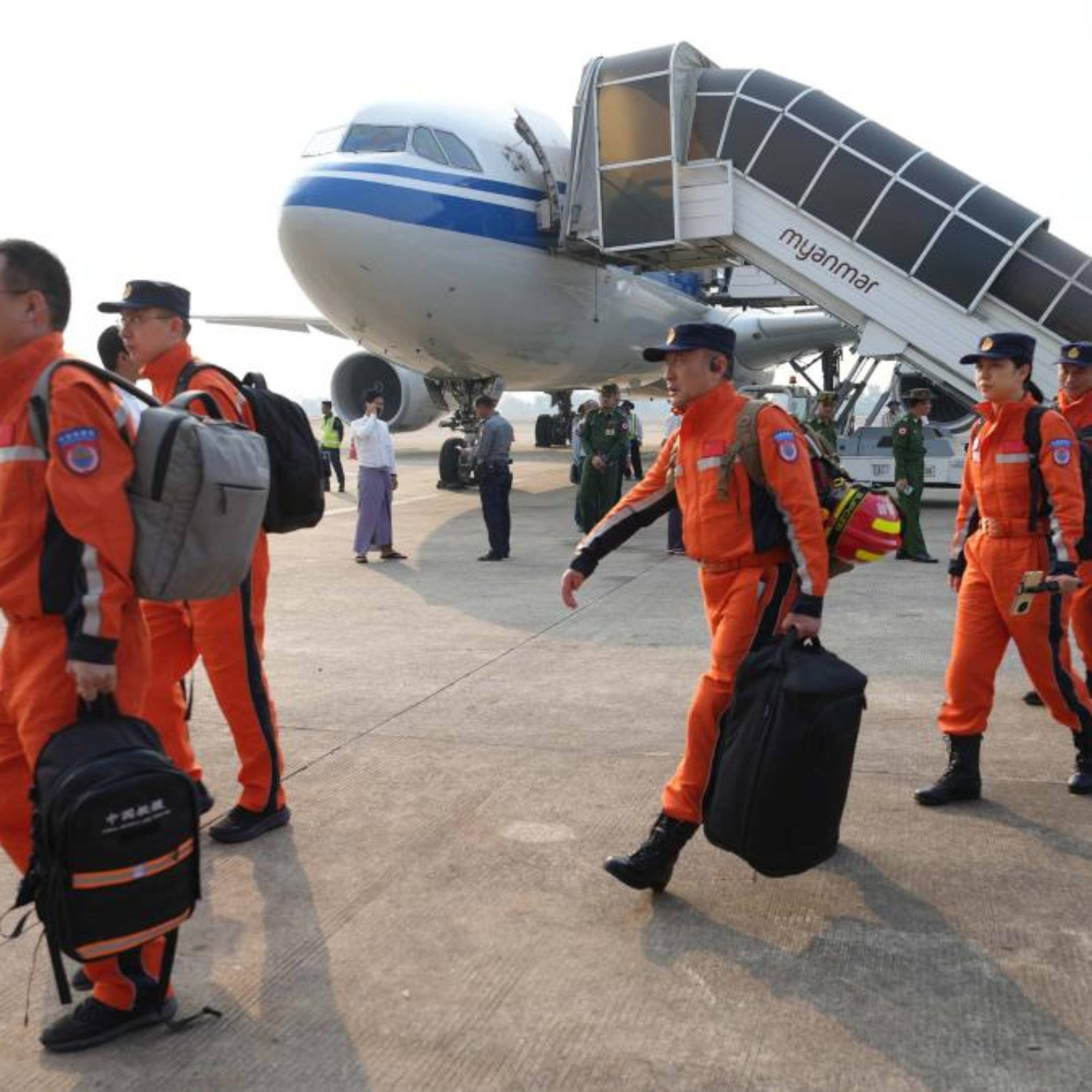 Chinese rescue team arrives at Yangon International Airport in quake-hit Myanmar