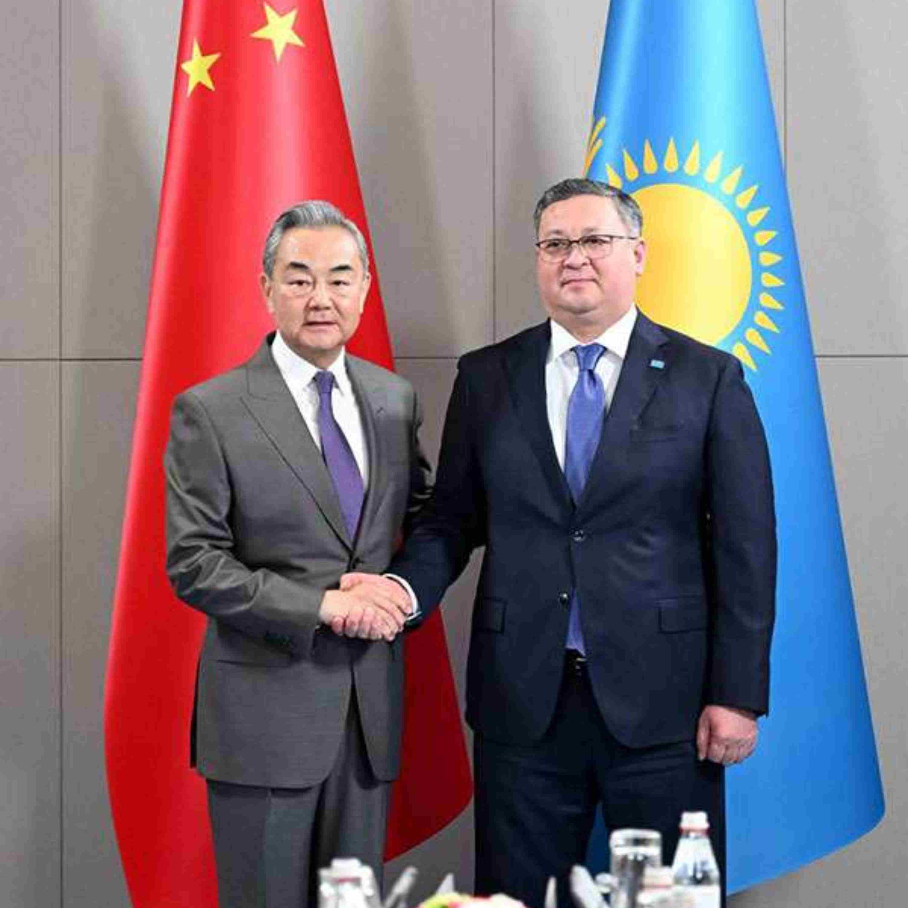 Second China-Kazakhstan foreign ministers' strategic dialogue held in Almaty