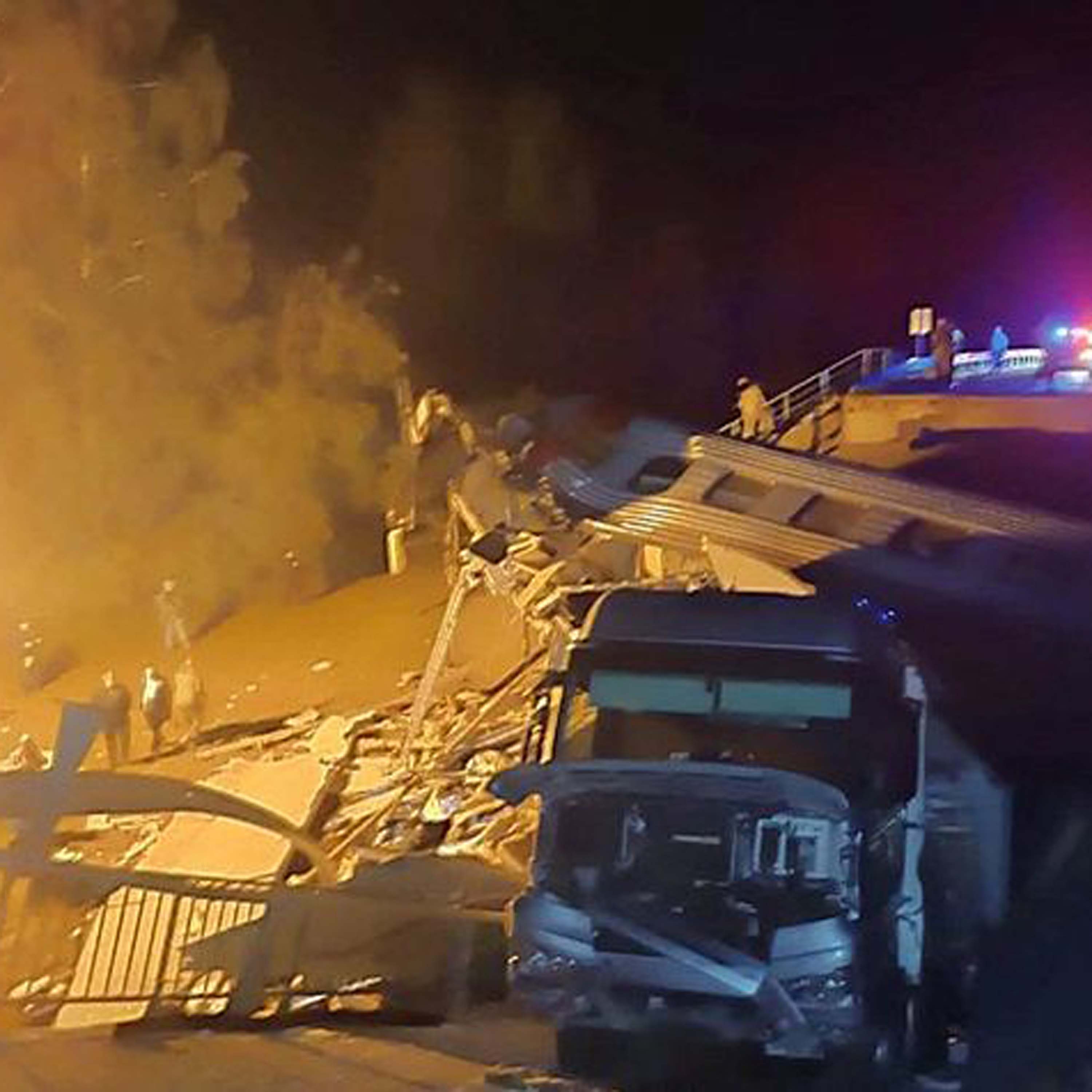 7 killed in Russia train derailment