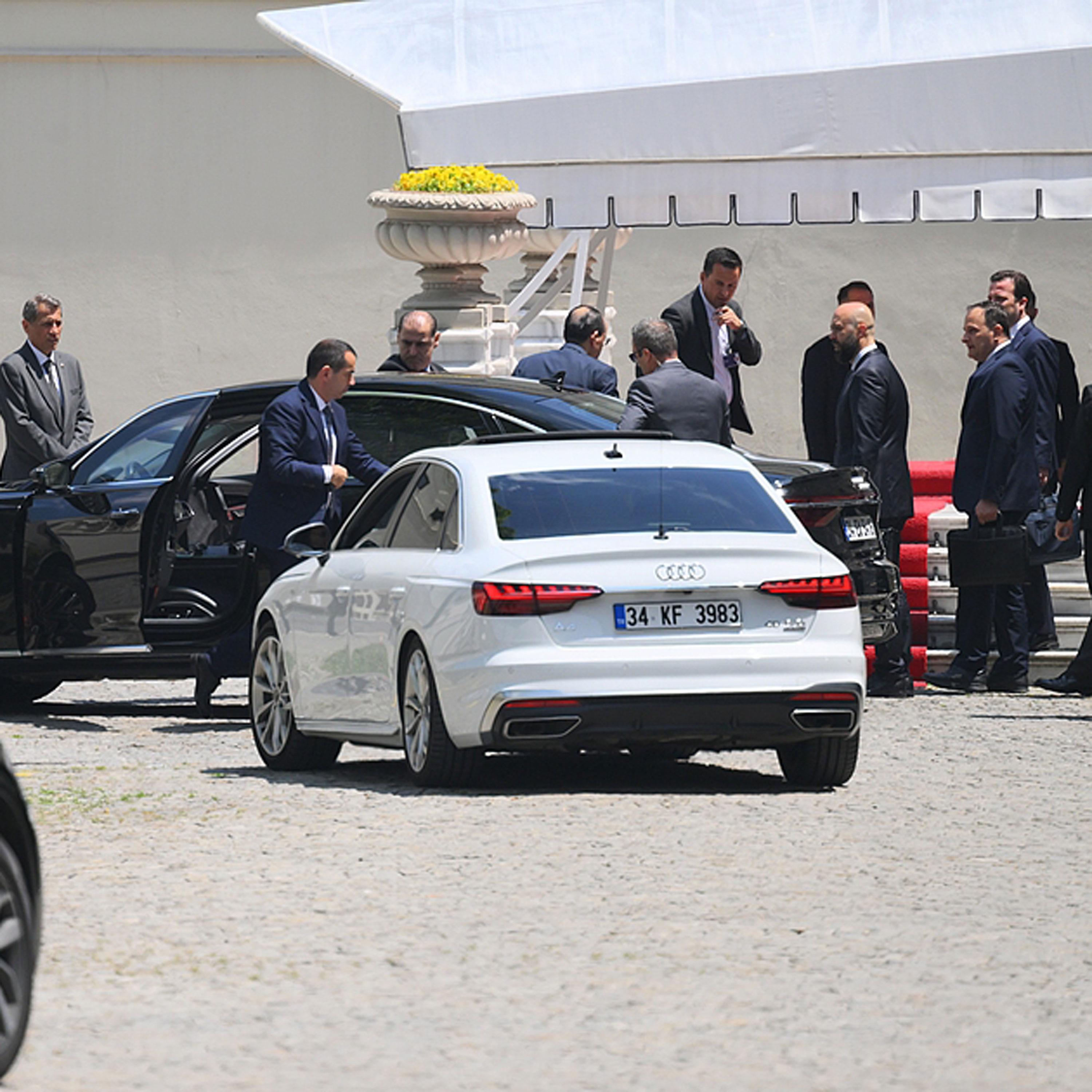 Russian, Ukrainian representatives in Istanbul for peace talks