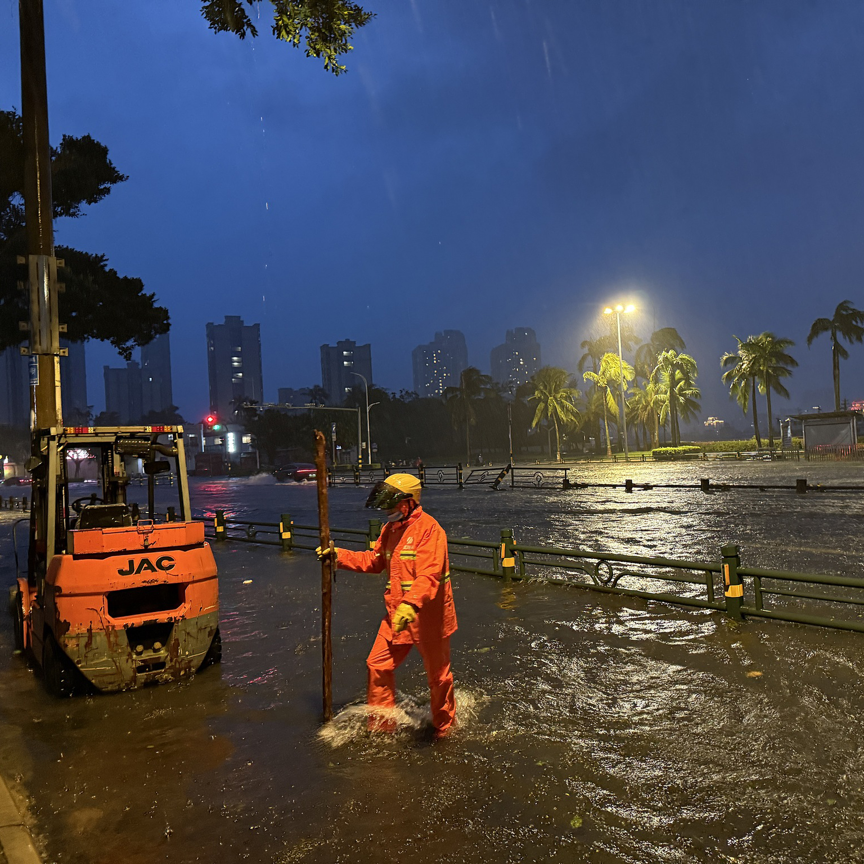 China mobilizes relief as Typhoon Matmo strikes coastal regions