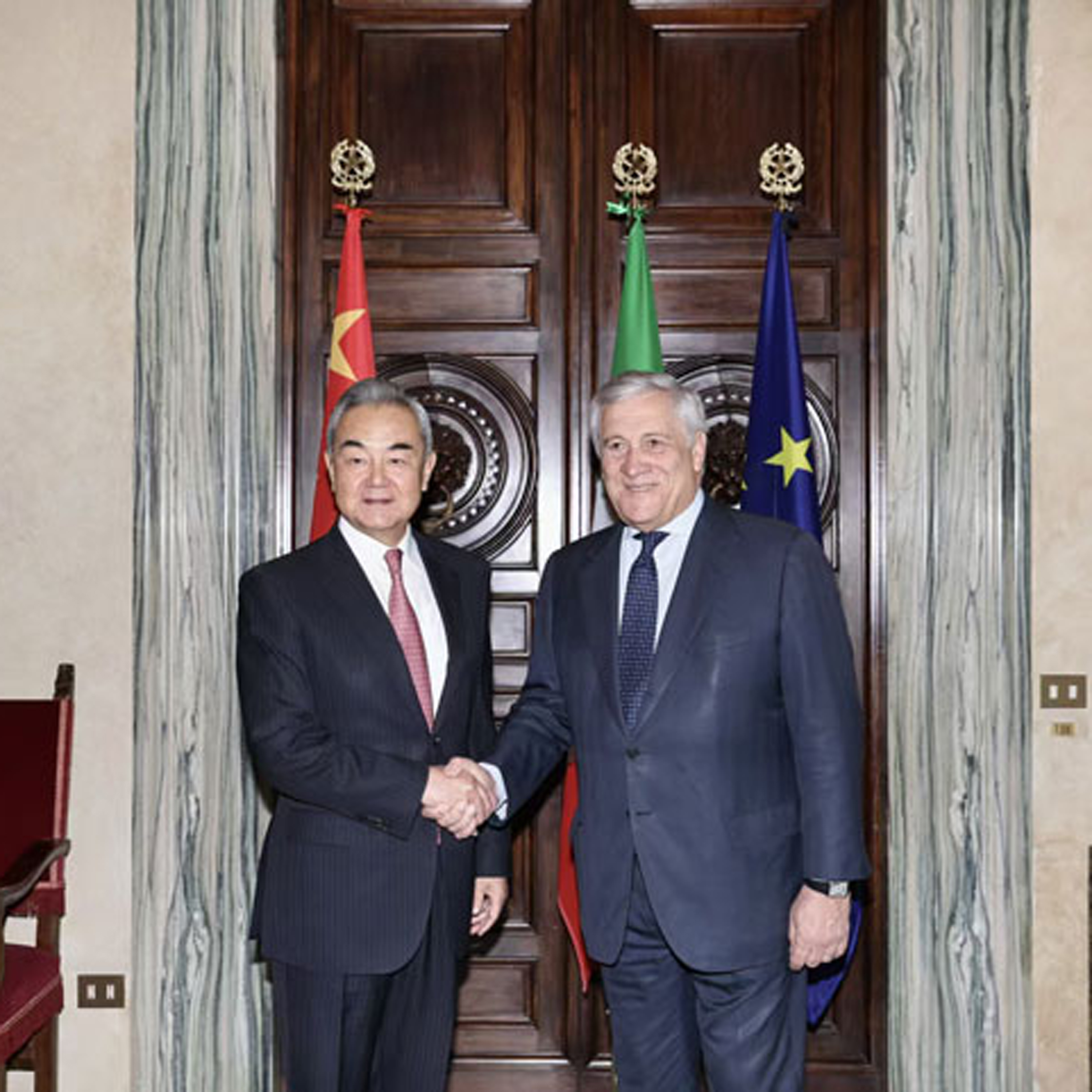 Chinese foreign minister urges stronger China-Italy cooperation at Rome meeting