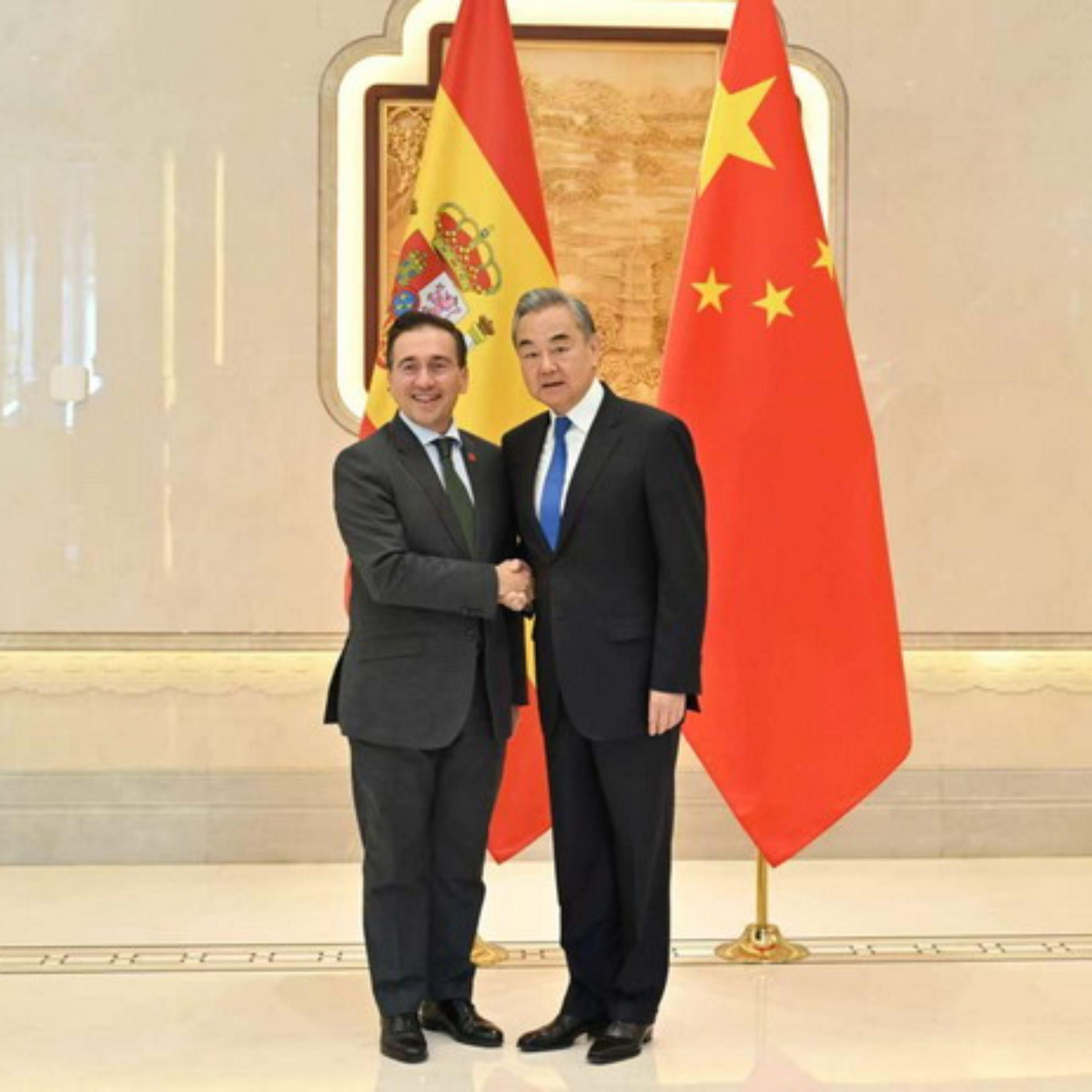 Chinese, Spanish foreign ministers pledge to strengthen ties