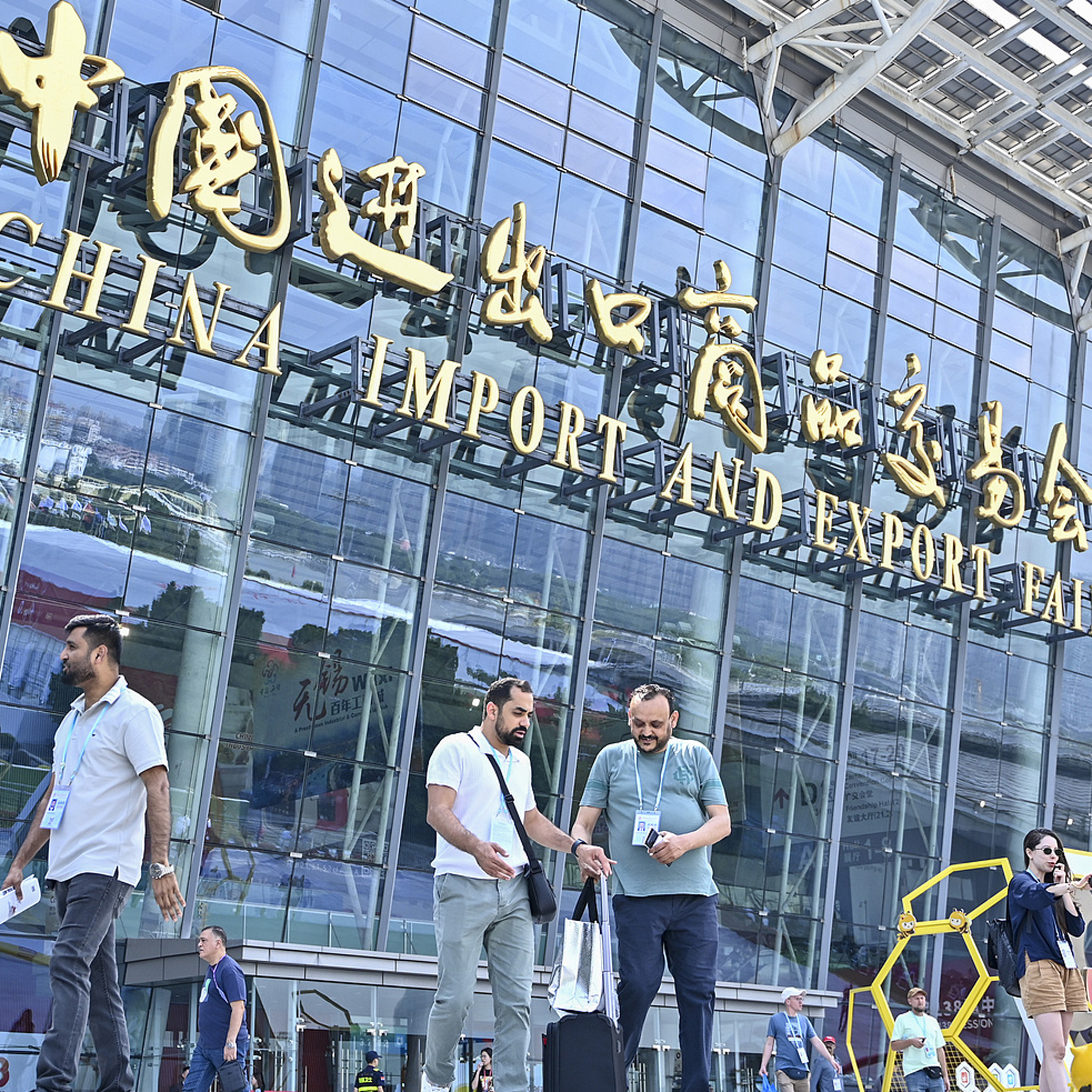 Second phase of Canton Fair opens with focus on quality home living