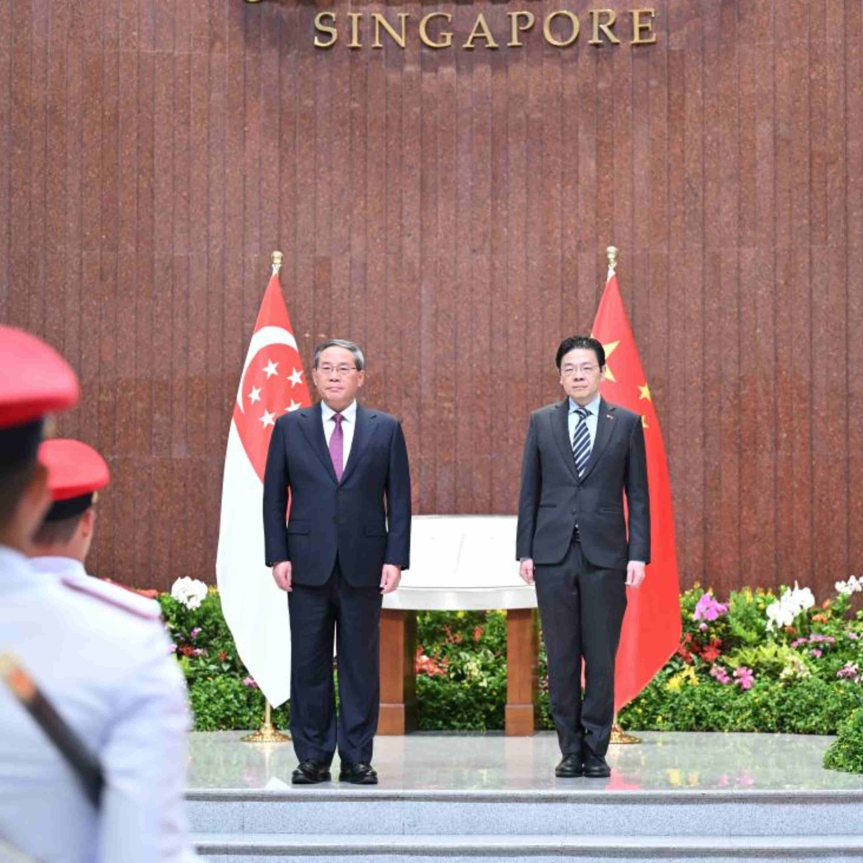 Chinese premier says China welcomes more Singaporean enterprises to invest in China Chinese premier says China welcomes more Singaporean enterprises to invest in China