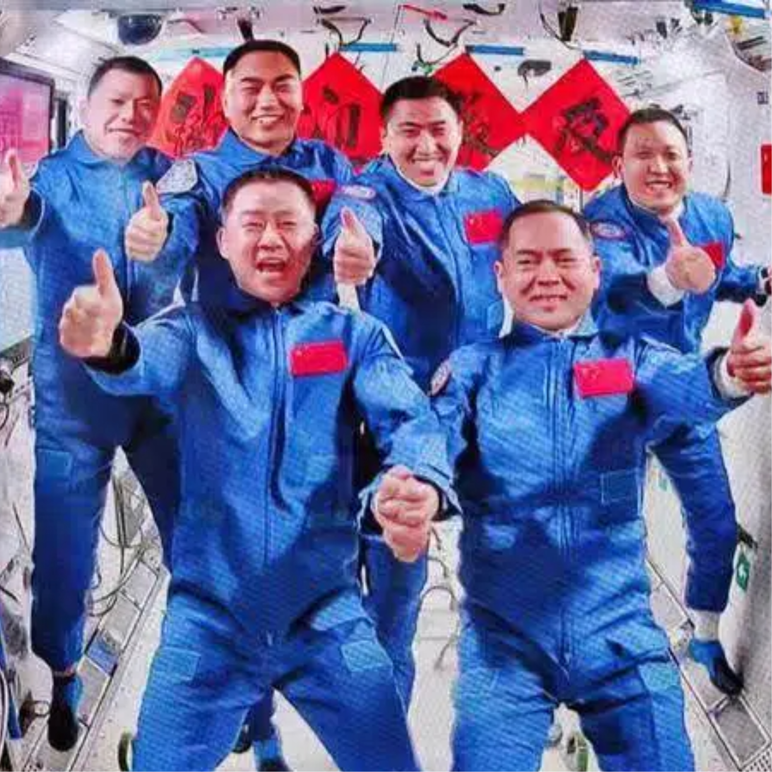 Shenzhou-21 astronauts enter space station