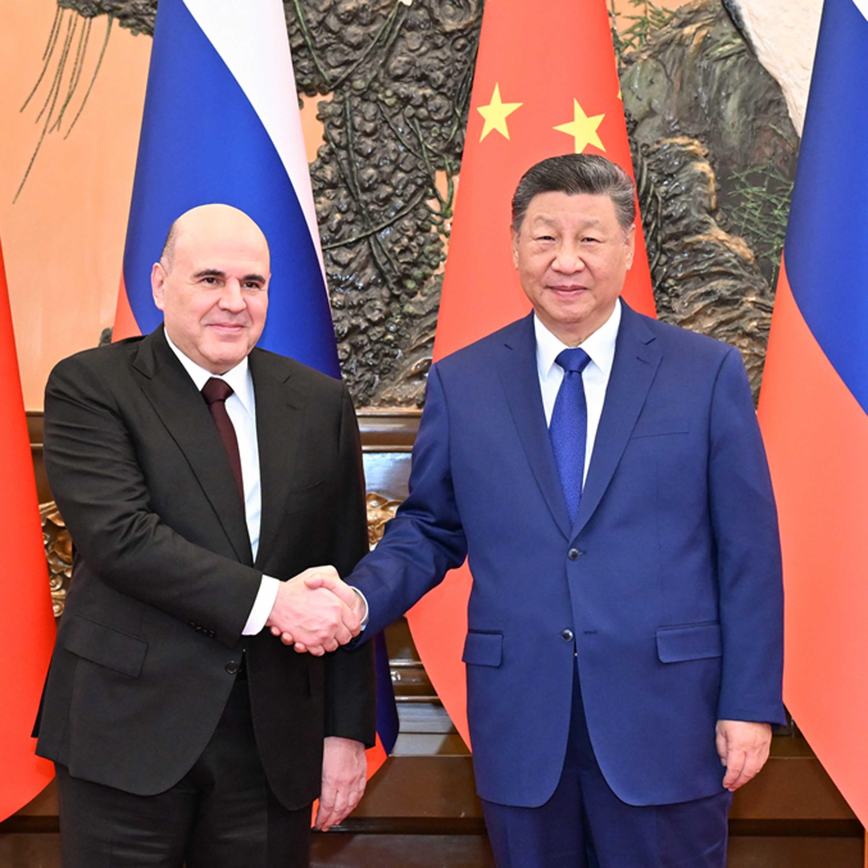 Xi calls for safeguarding, developing China-Russia relations