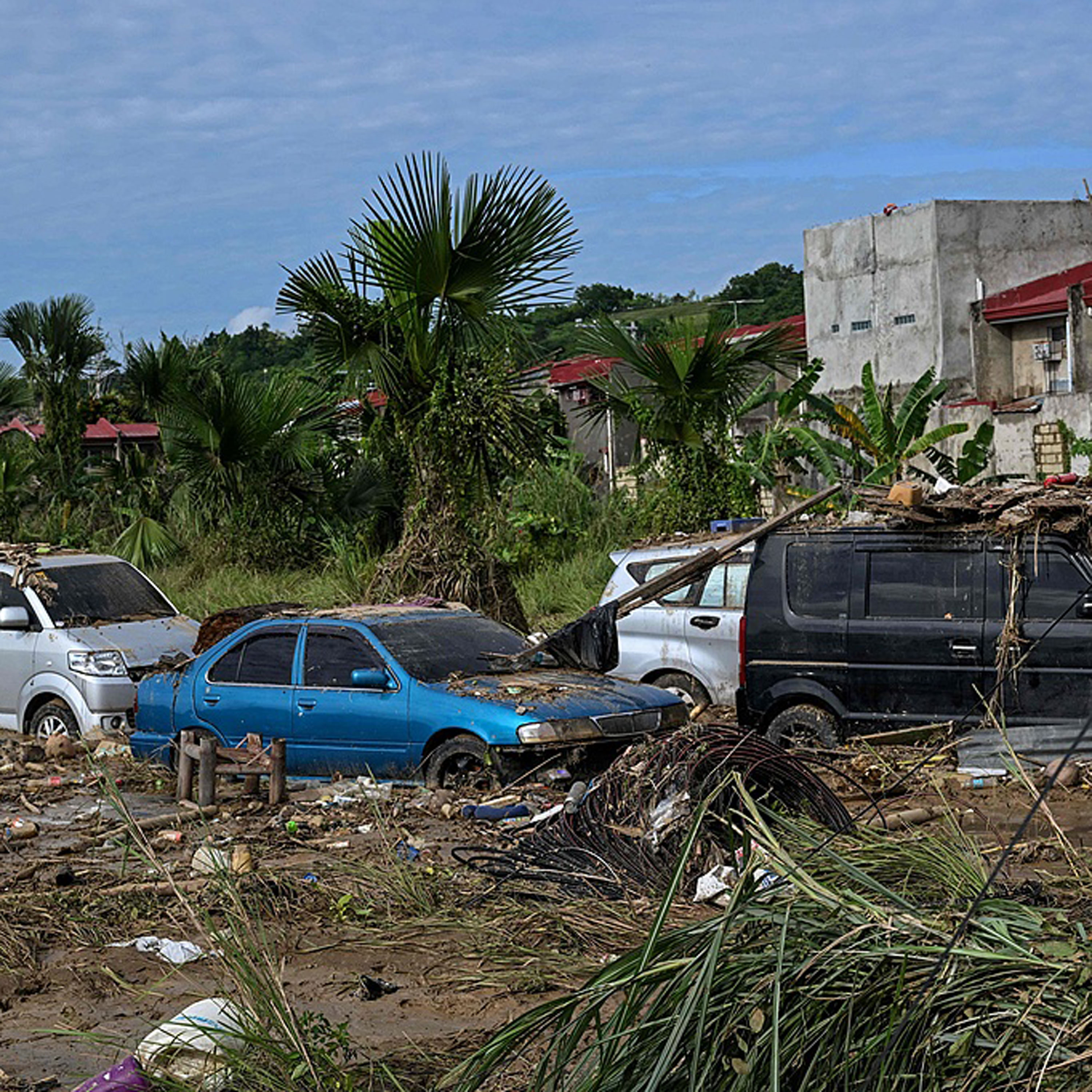 Typhoon Kalmaegi kills 114 in Philippines