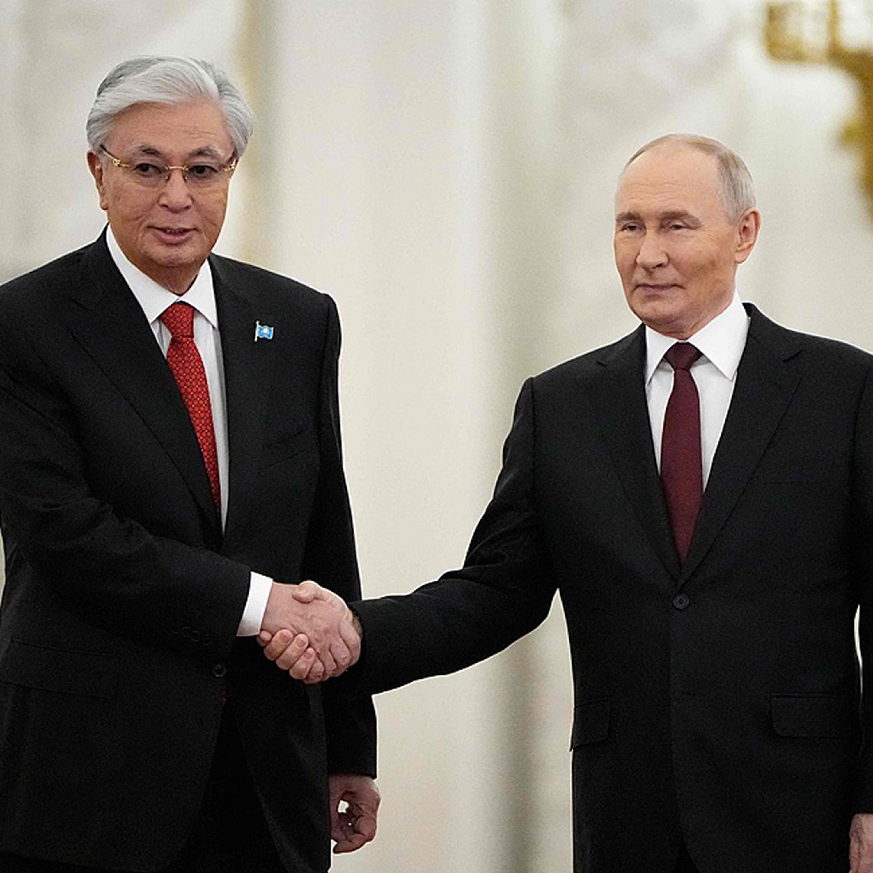 Russia, Kazakhstan sign declaration to upgrade bilateral ties