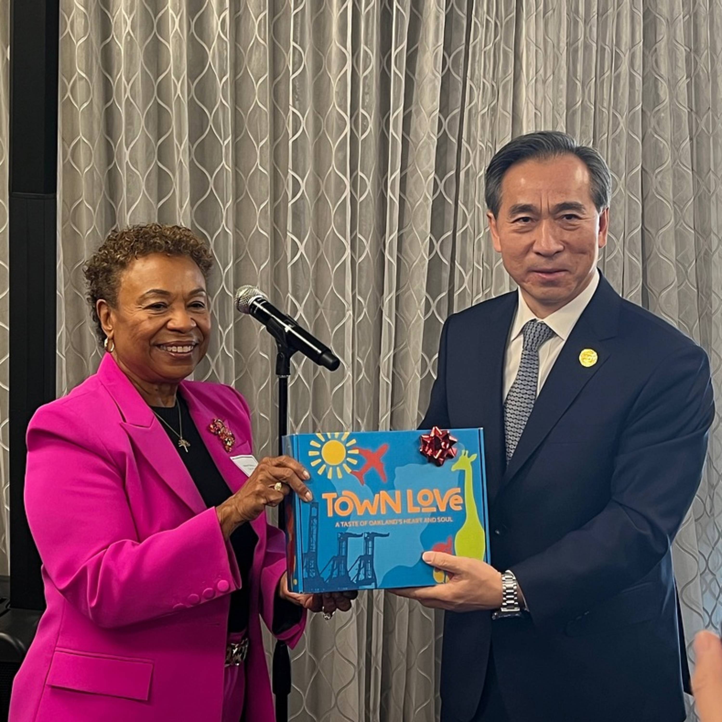 California meeting focuses on China-U.S. business ties California meeting focuses on China-U.S. business ties