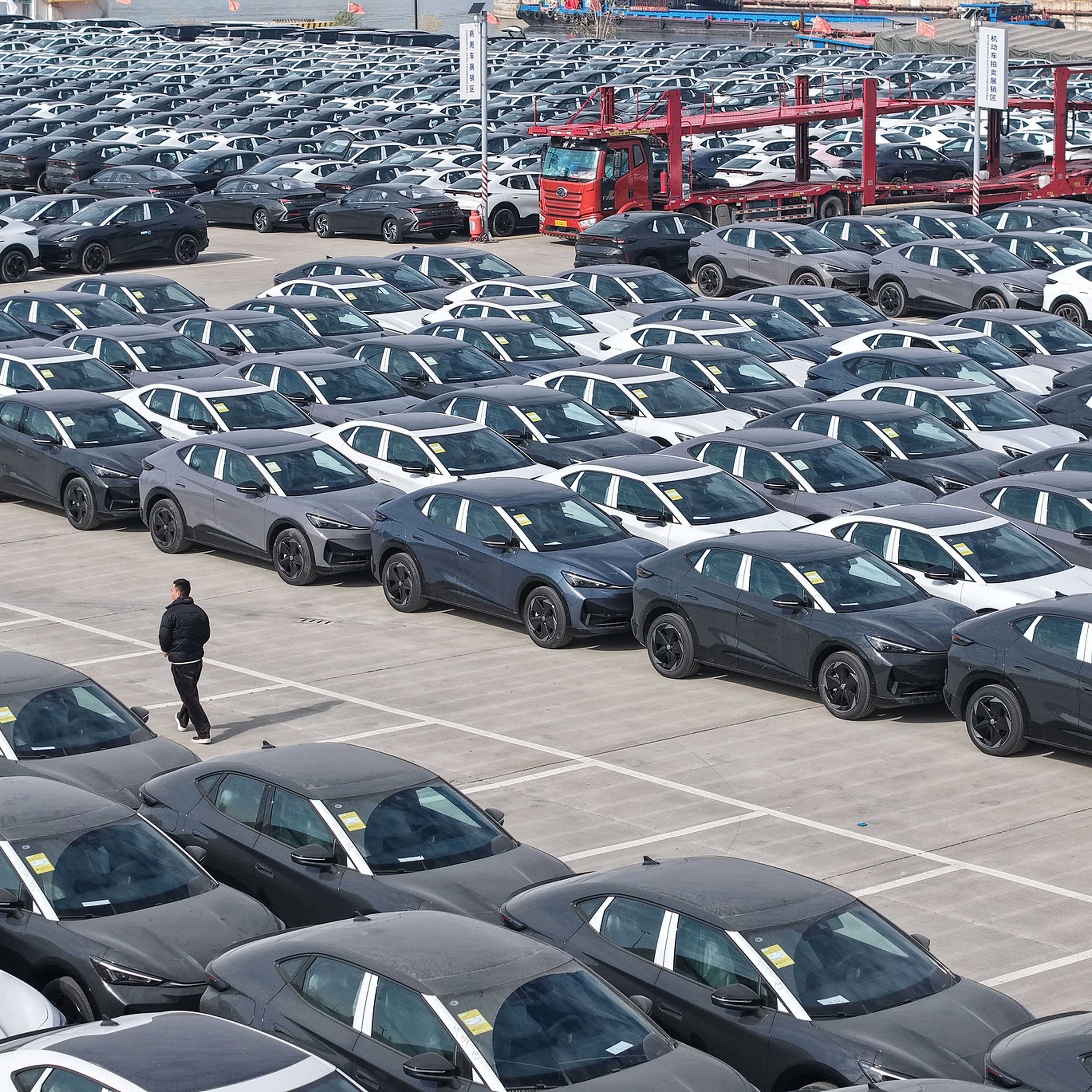 China's GDP expands by 5% in 2025