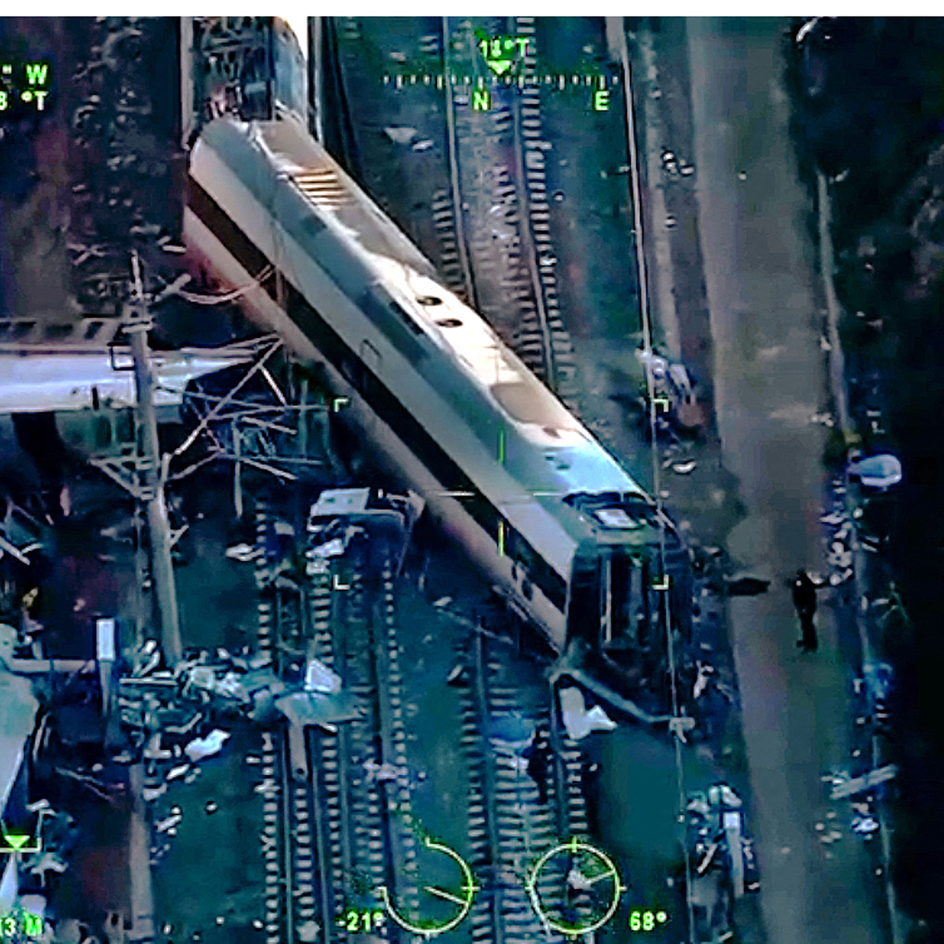 Spain announces three-day mourning following train collision that has killed 40