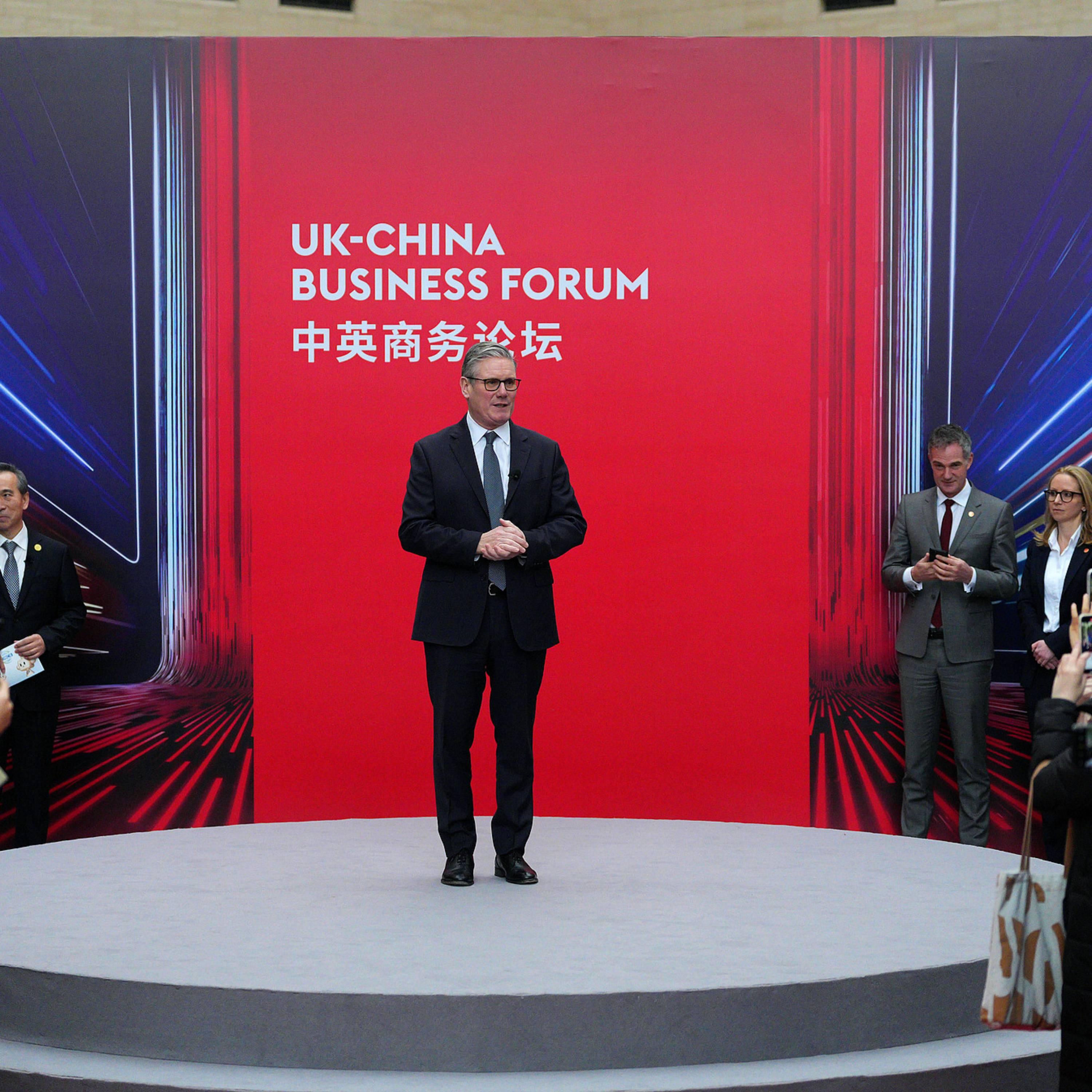 UK PM says it's important to maintain dialogue, cooperation with China