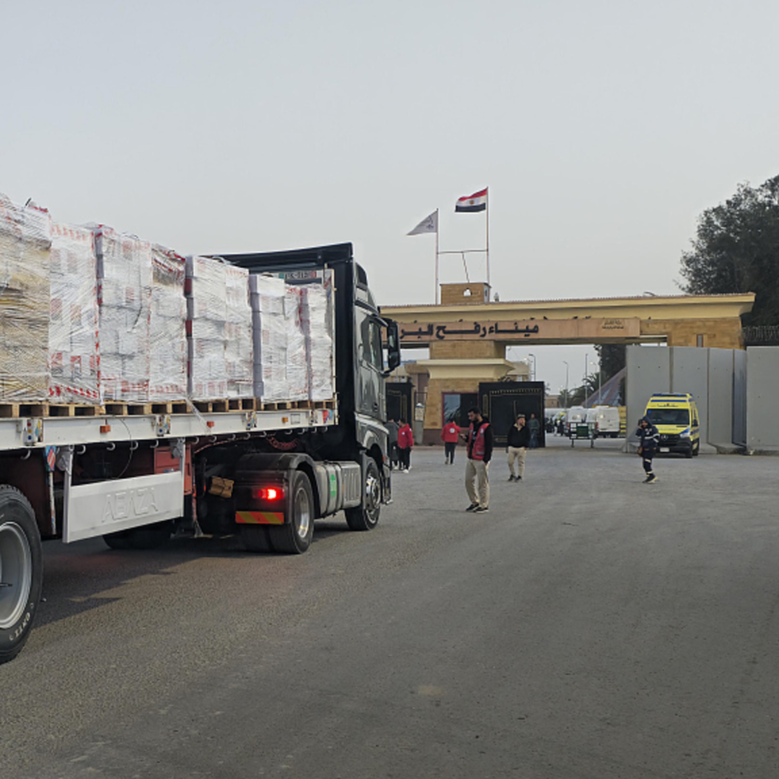 Aid trucks begin process of entering Gaza from Egypt
