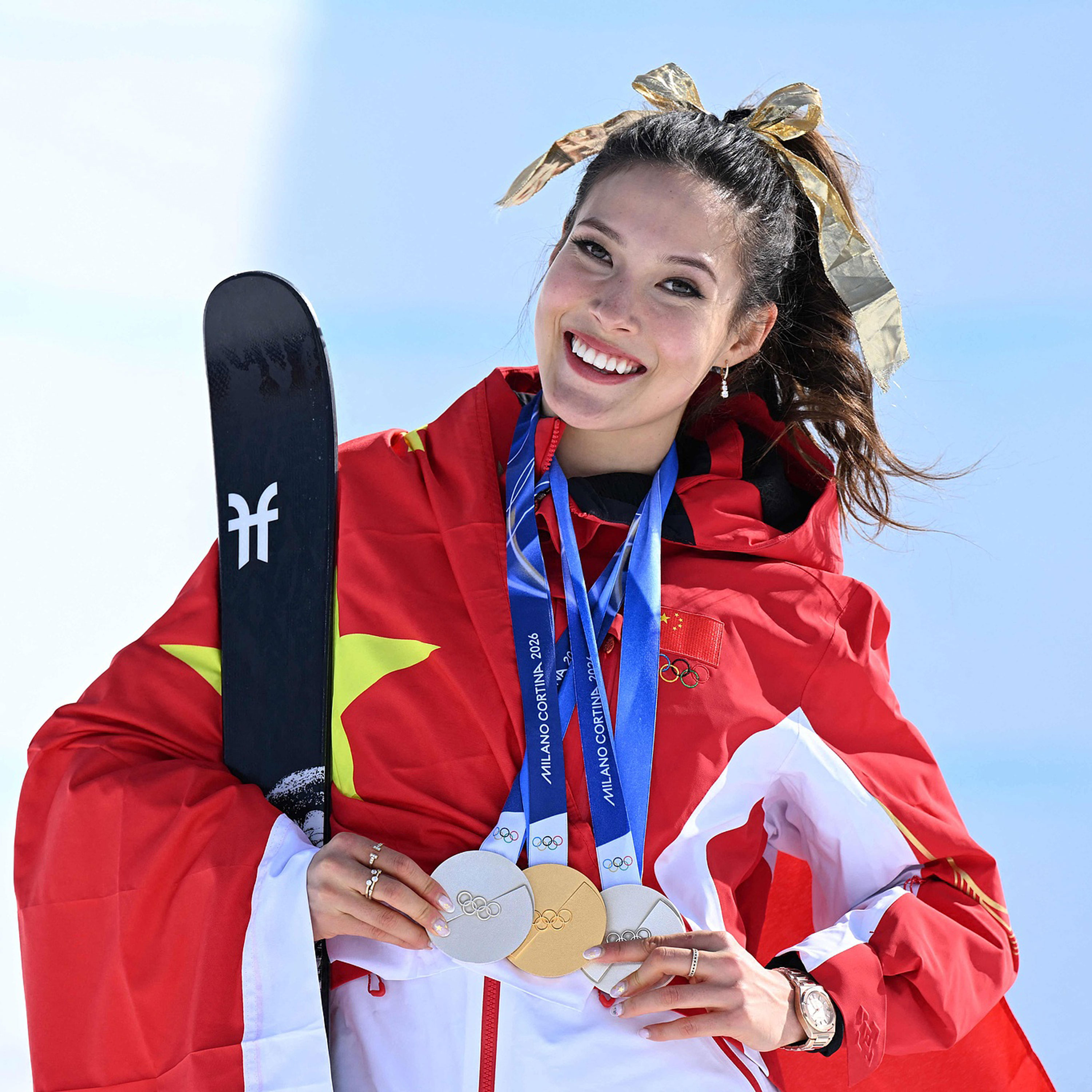 Gu Ailing defends half-pipe gold at Milano-Cortina