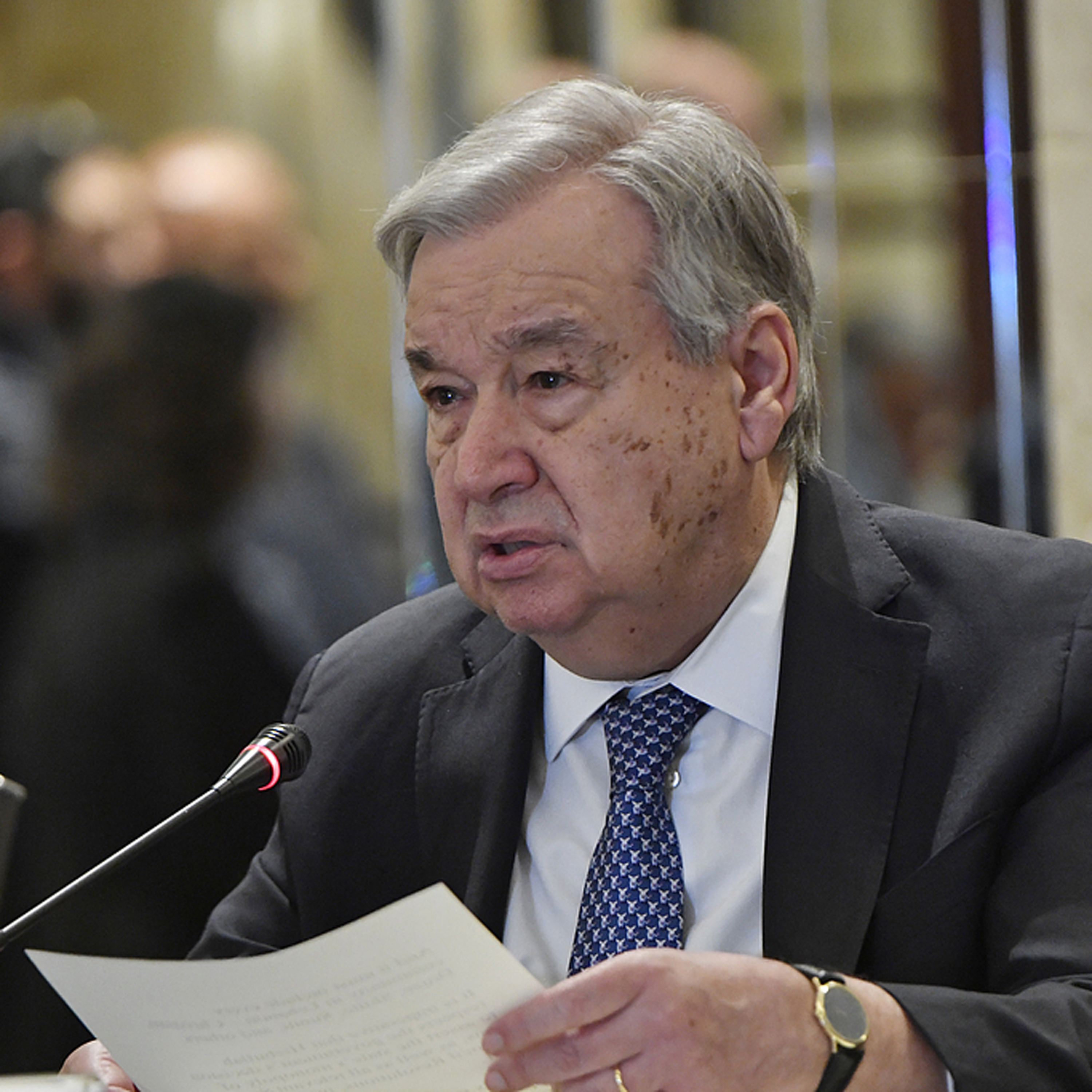 UN chief urges de-escalation during Lebanon visit