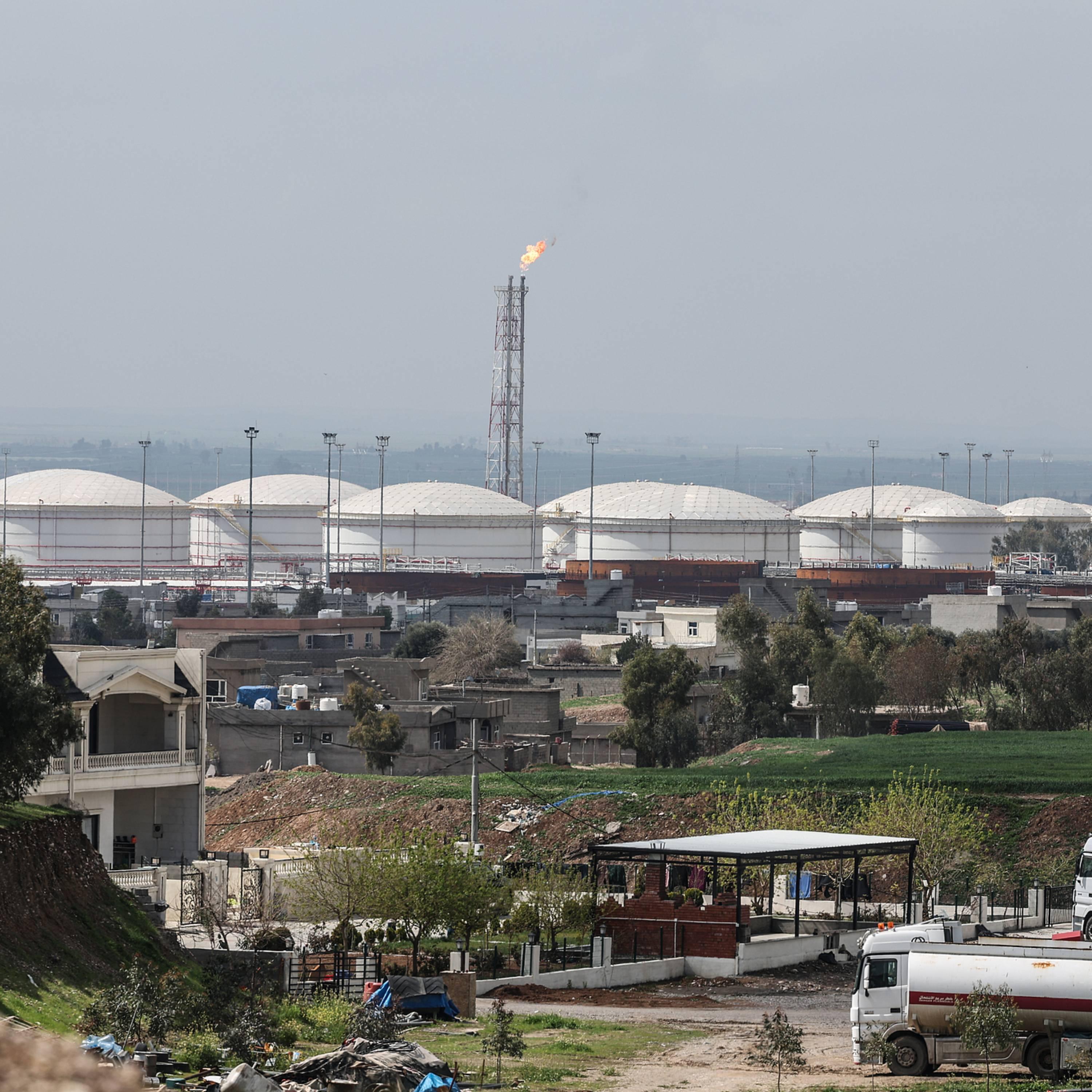 Gulf oil exports plummet 60% after Strait of Hormuz closure