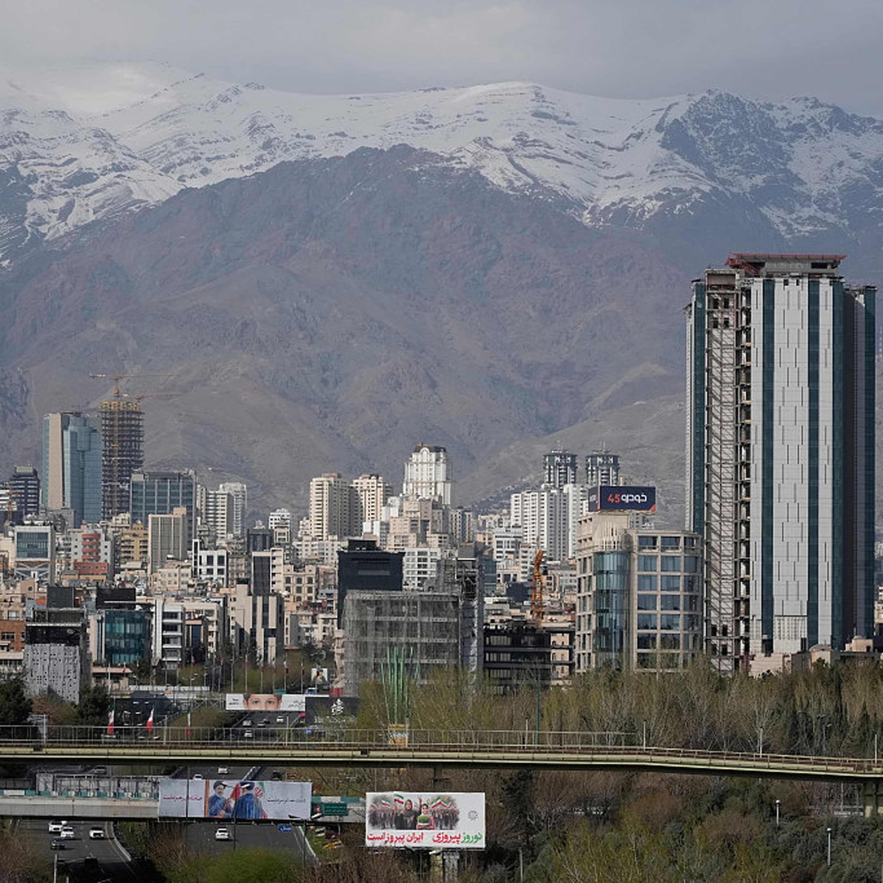 Pakistan ready to facilitate talks for settlement of Mideast conflict: PM