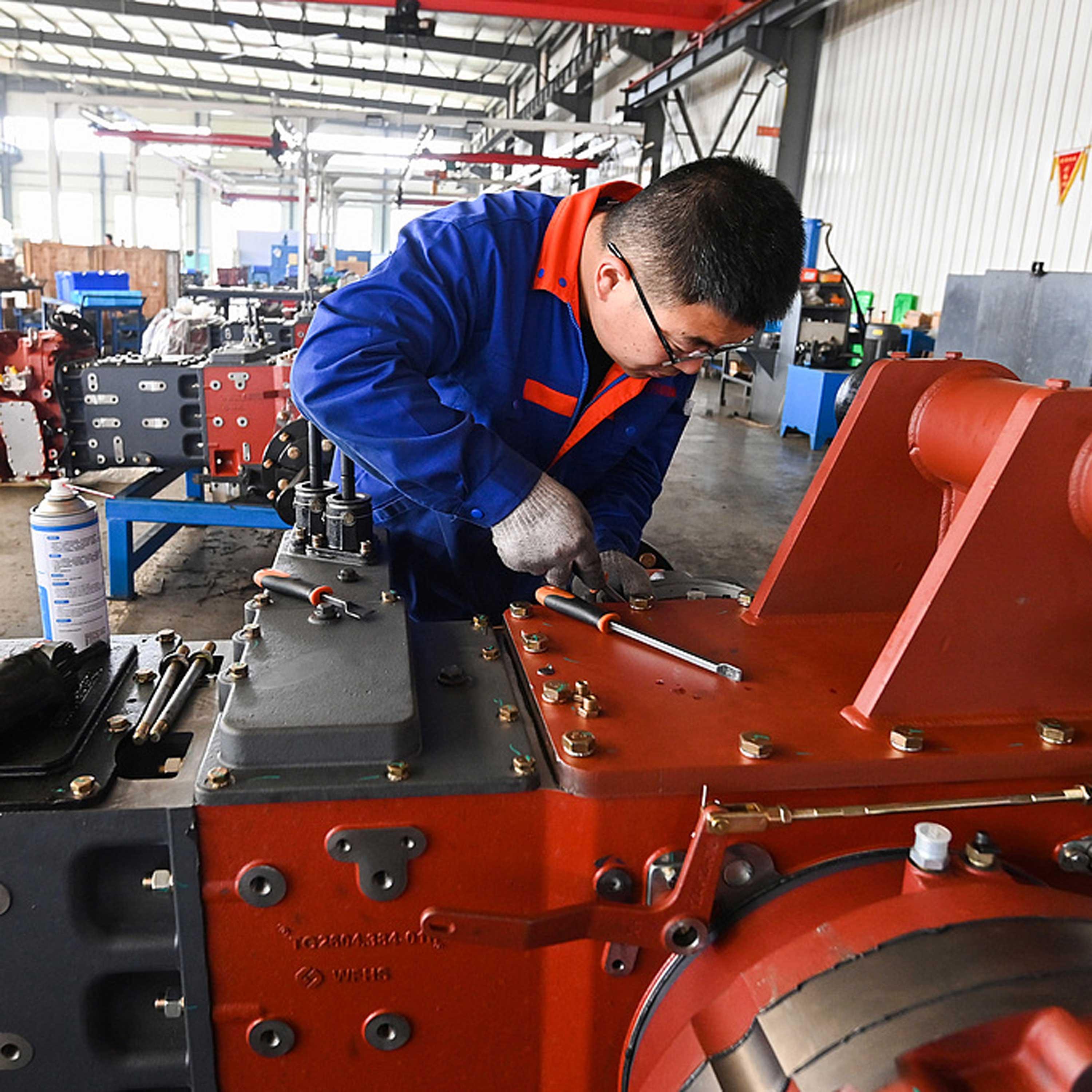 China's manufacturing sector bounces back in March