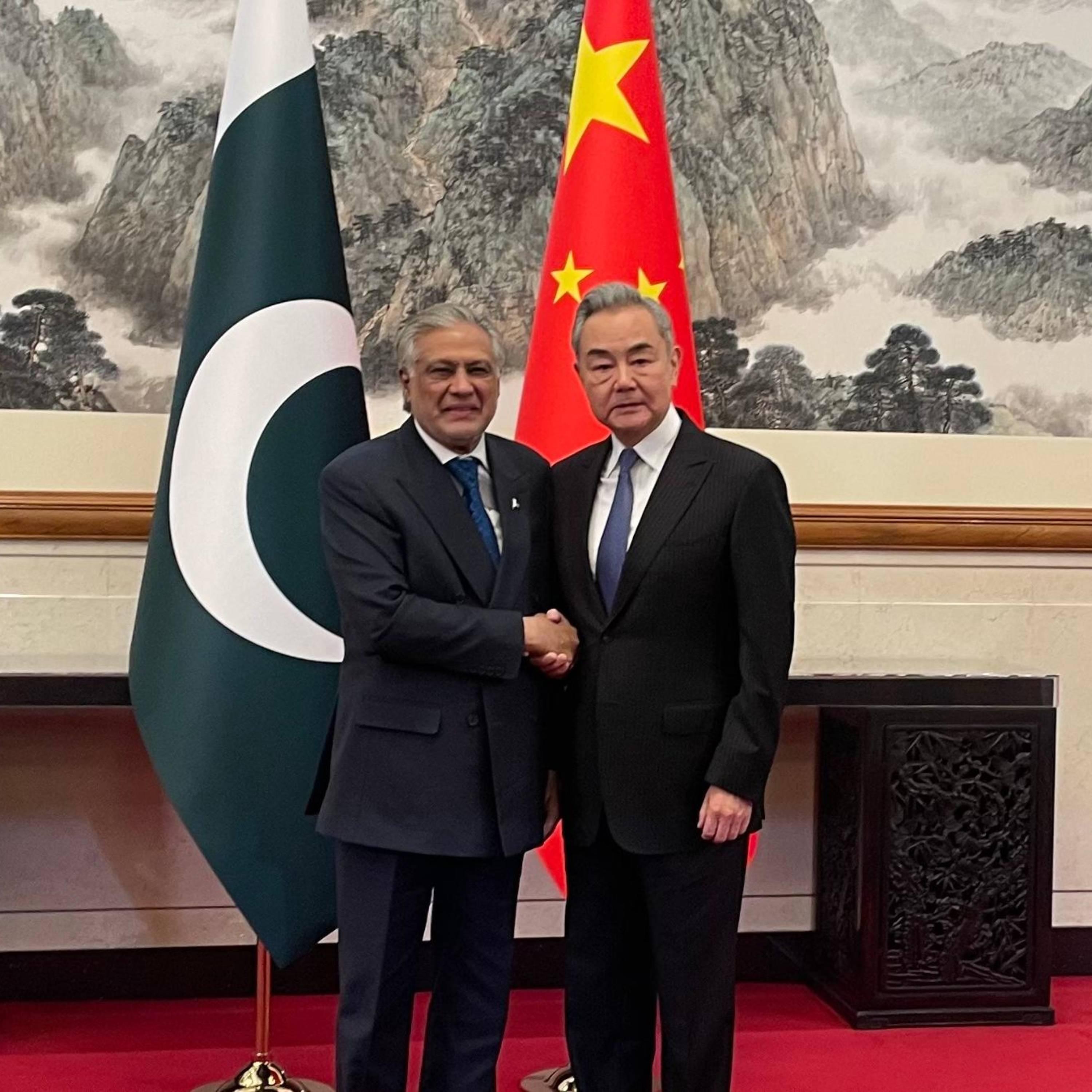 Chinese, Pakistan FMs discuss Iran situation, other issues