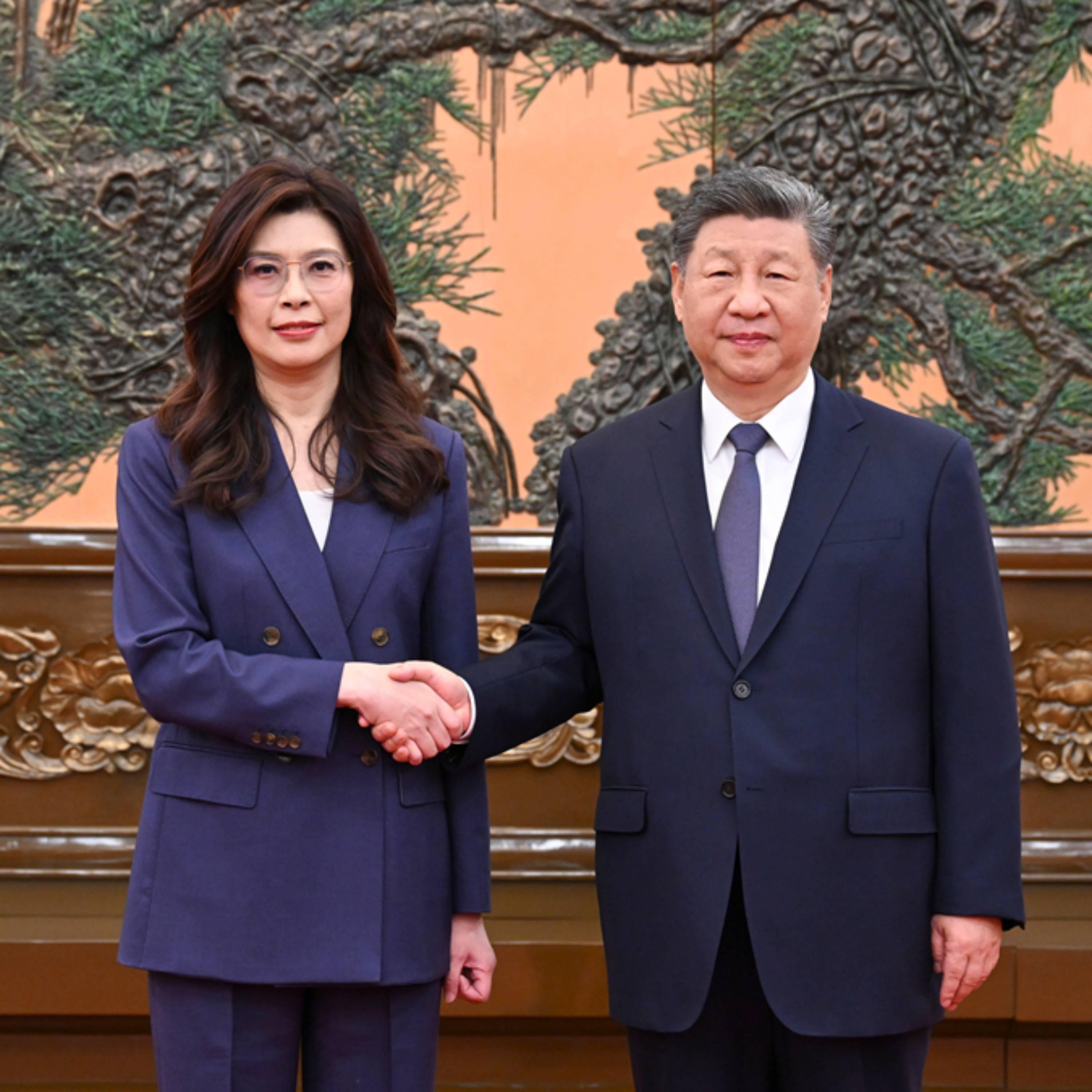 Xi meets KMT leader Cheng Li-wun in Beijing