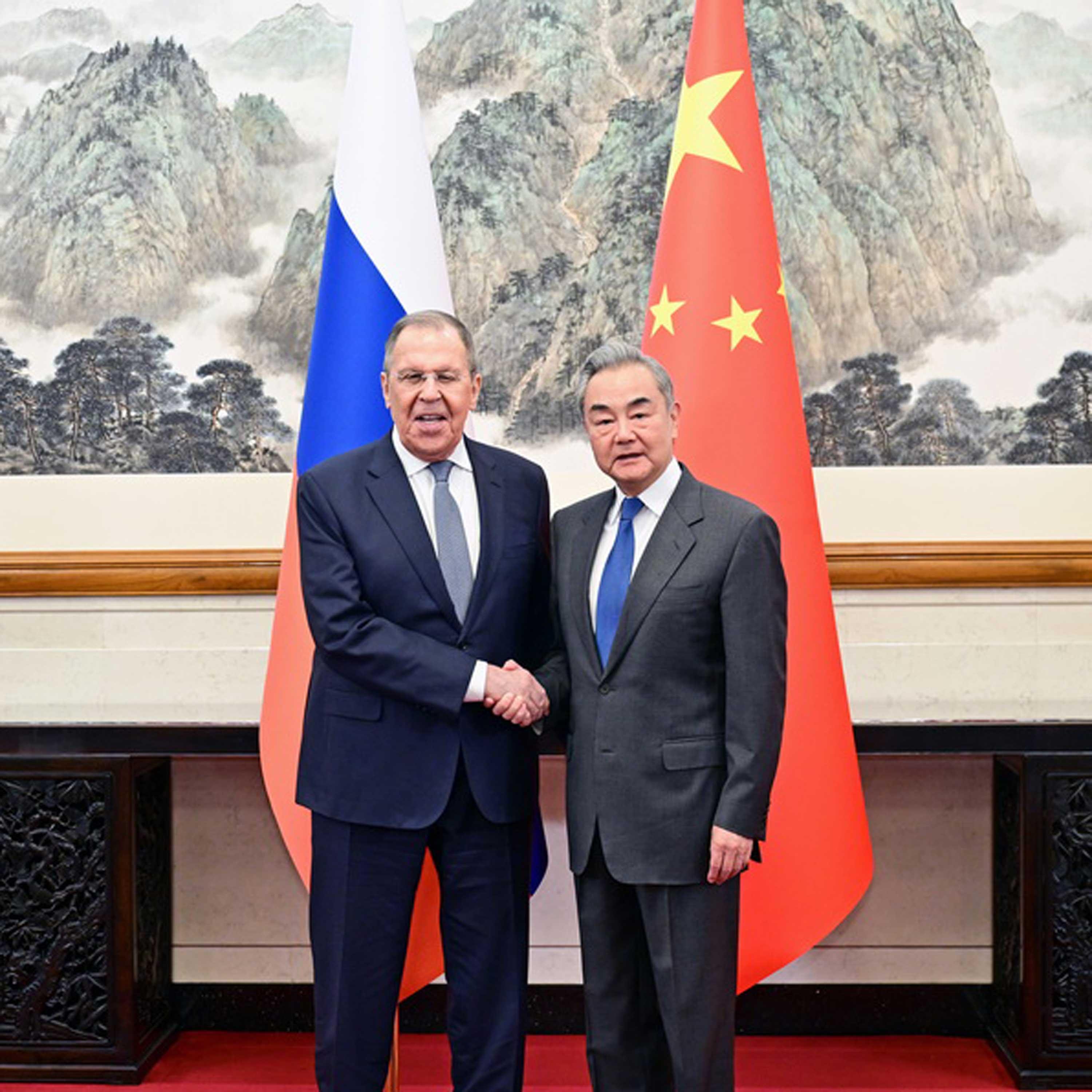 China and Russia pledge closer coordination, discuss global issues