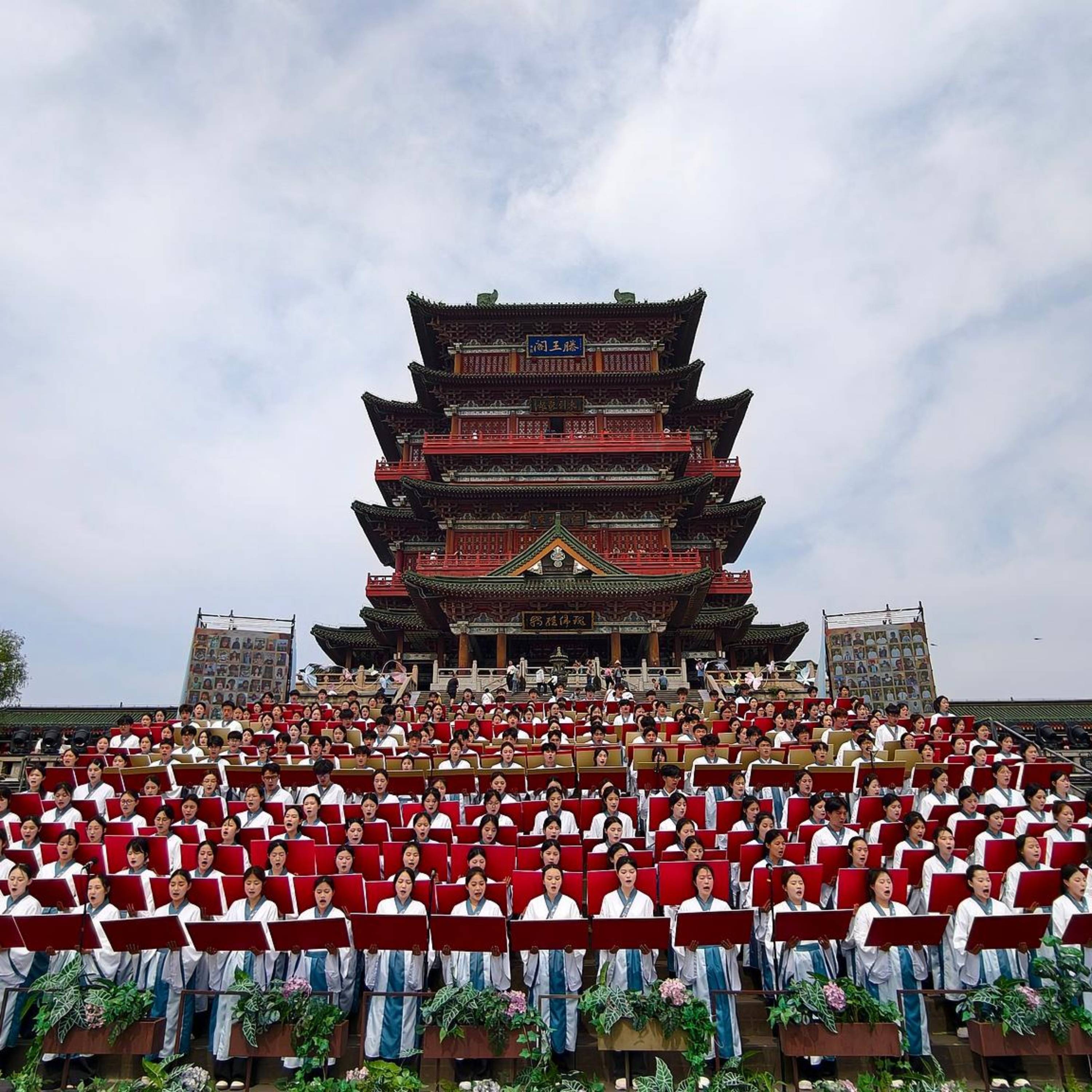 China launches first National Reading Week
