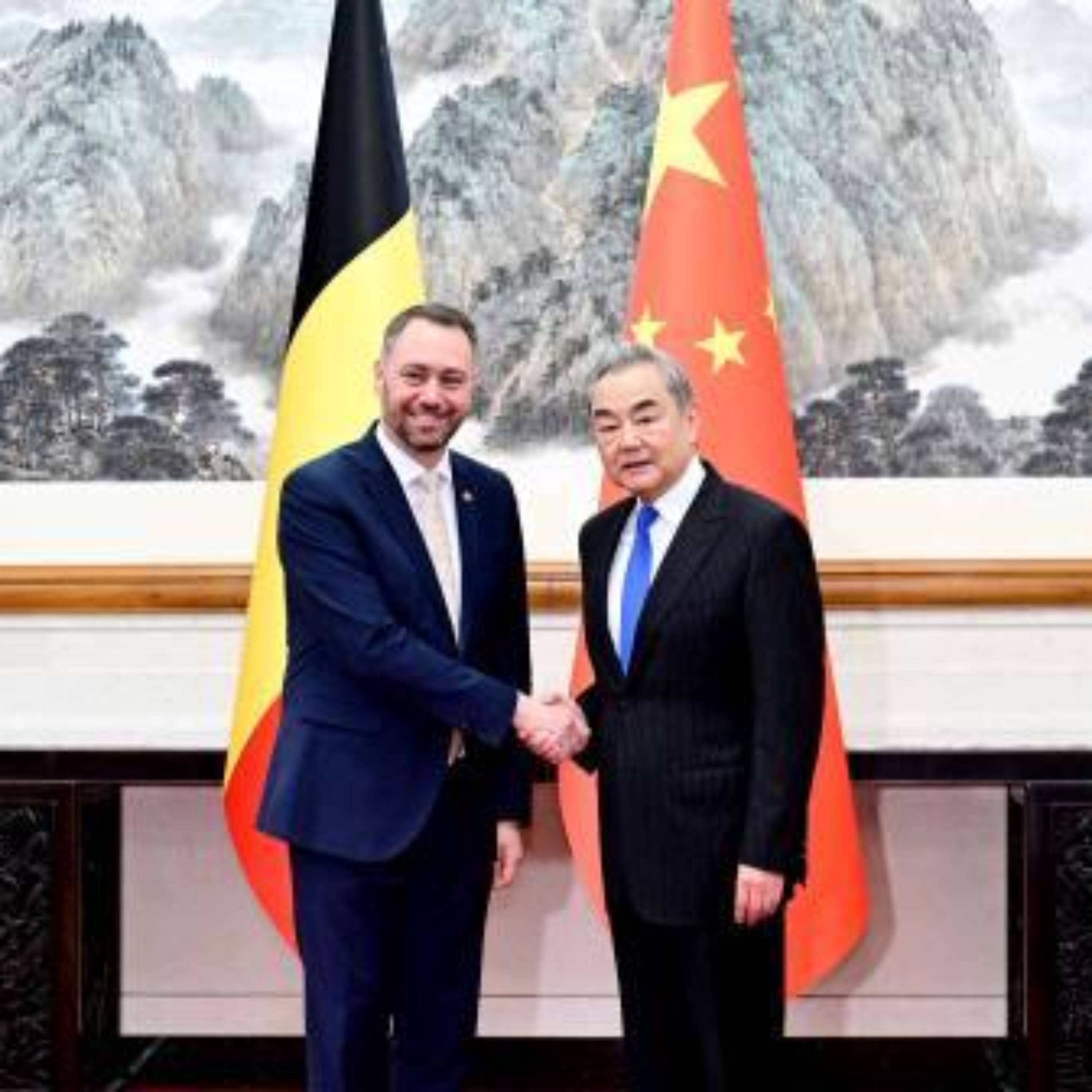 China eyes managing EU-China trade differences through dialogue