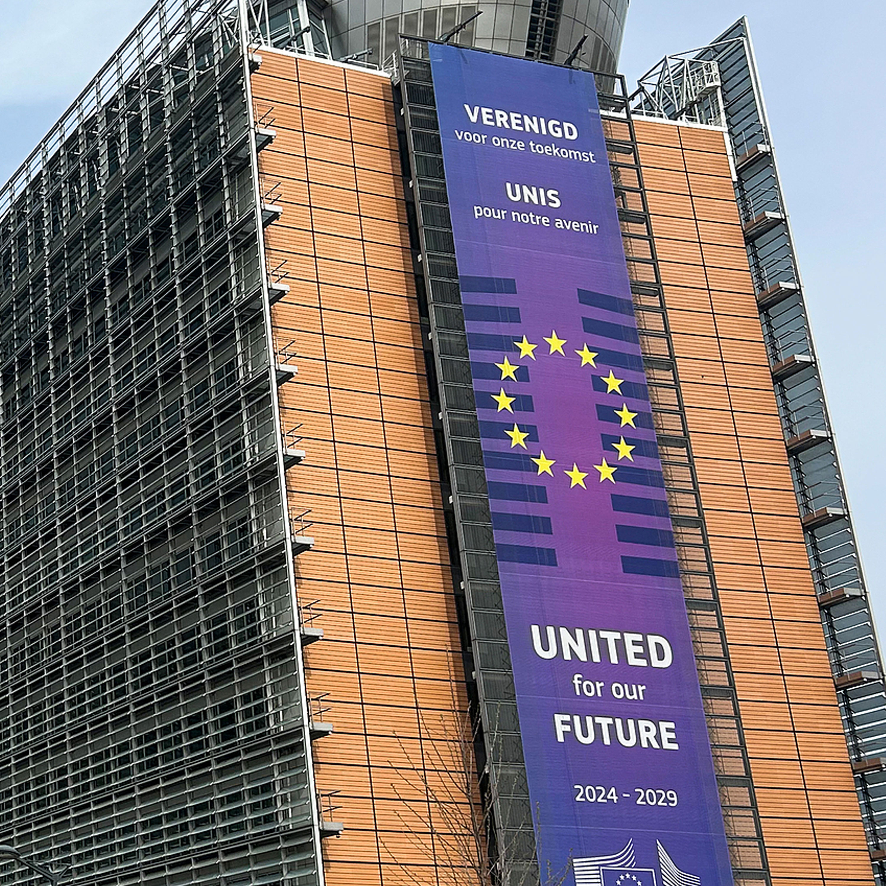 EU "keeps options open" if U.S. breaches trade deal: spokesperson