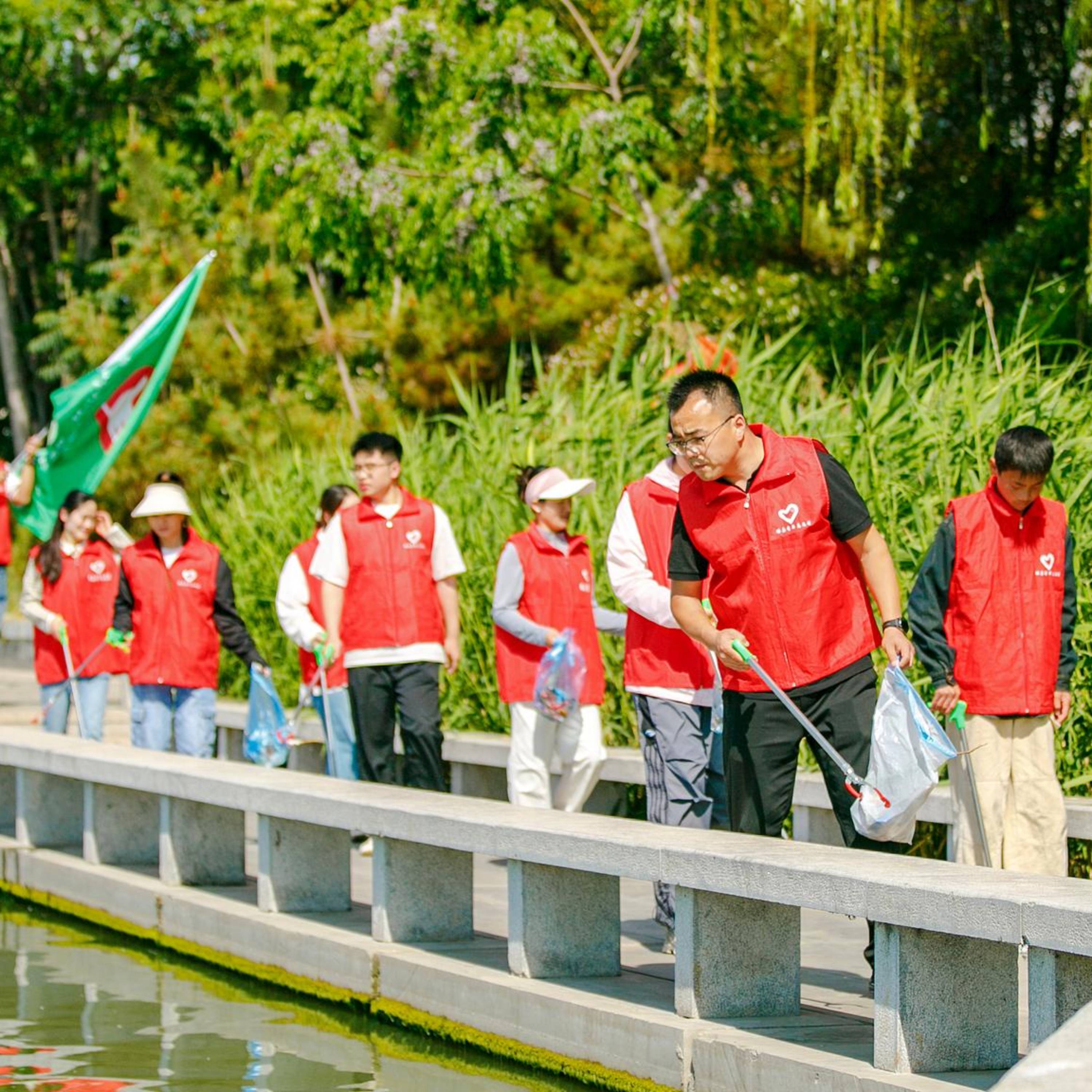 China marks Youth Day with commemorative activities