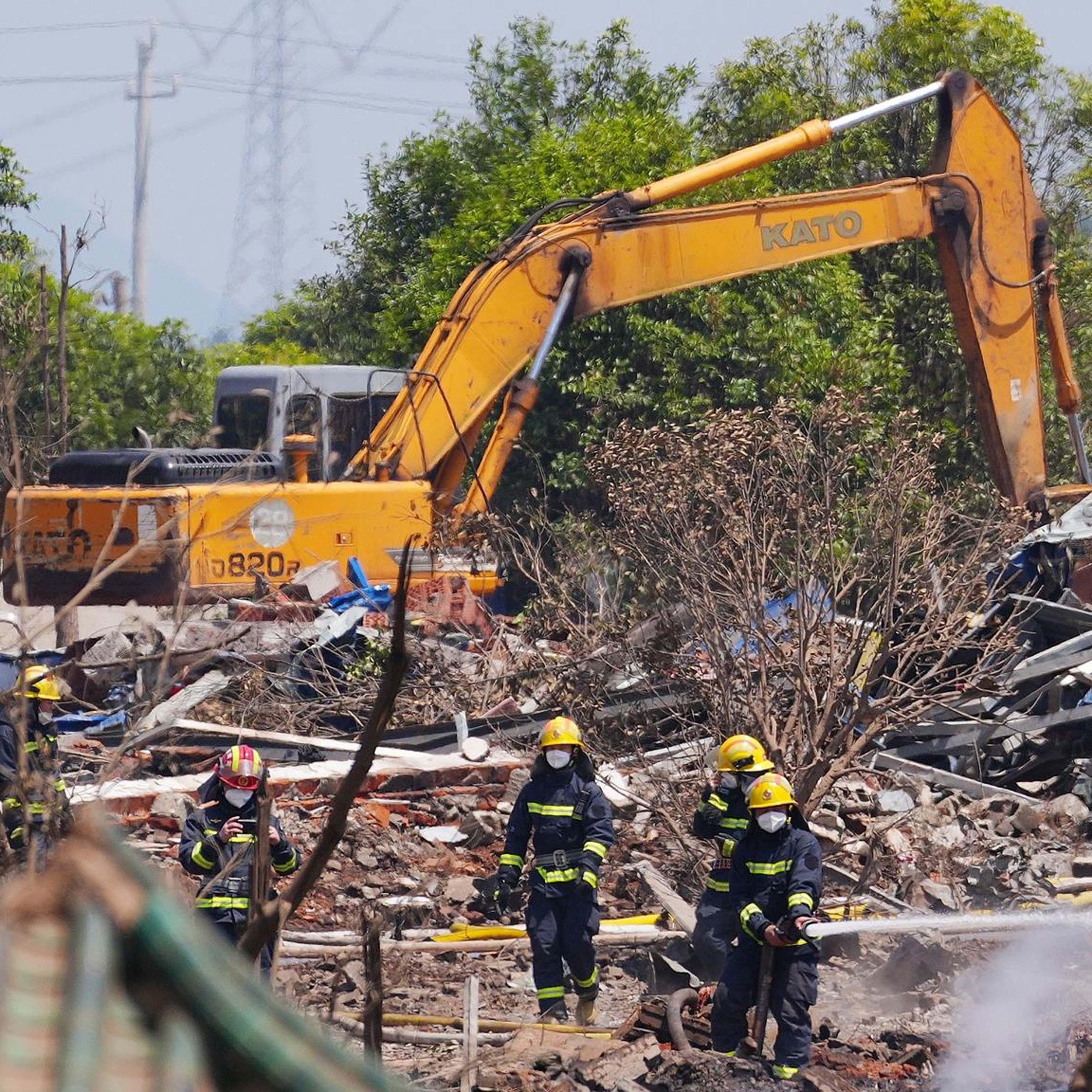 Fireworks plant blast in central China leaves 26 dead, 61 injured
